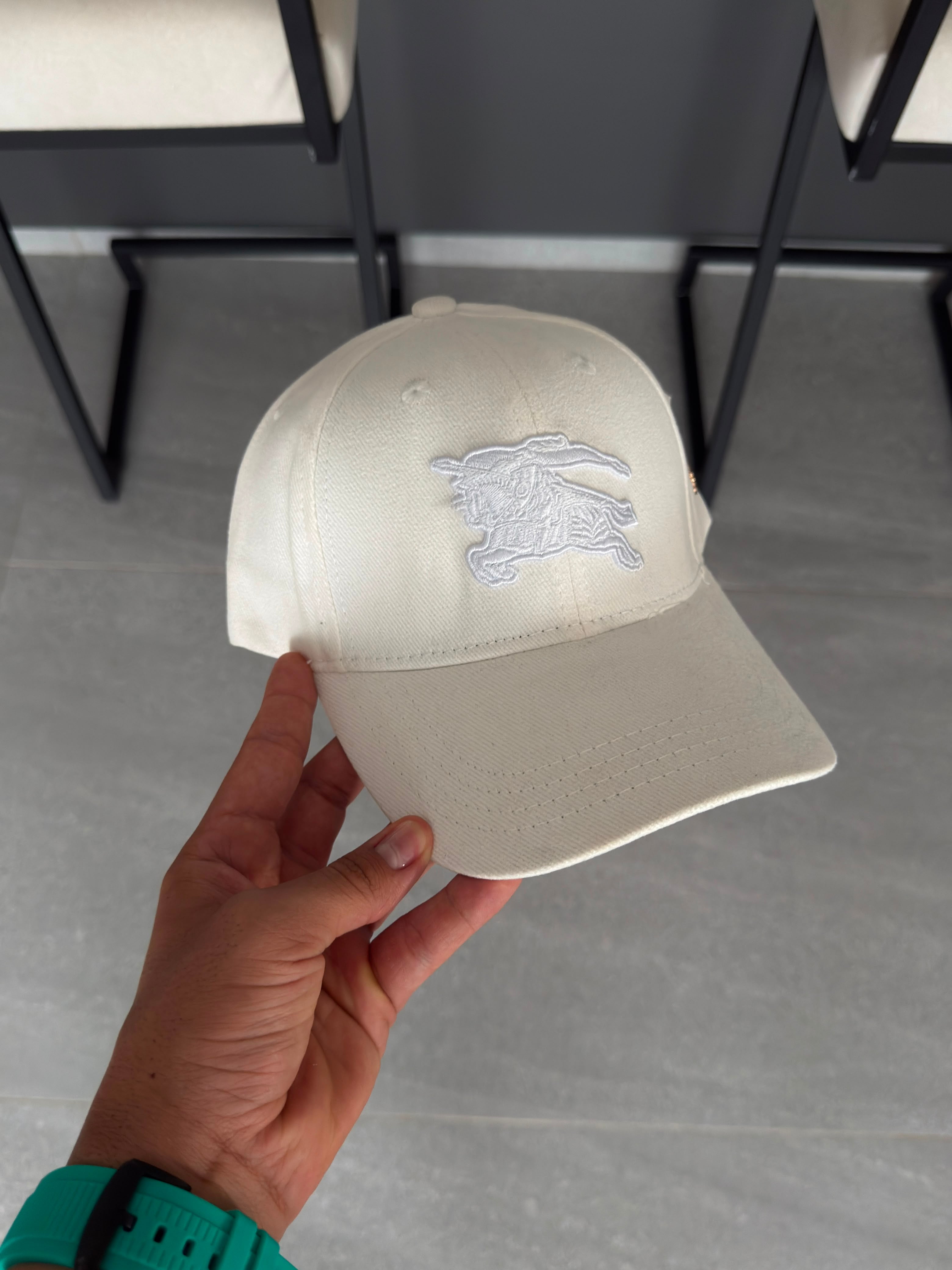 EDICIÓN ESPECIAL BURBERRY WHITE