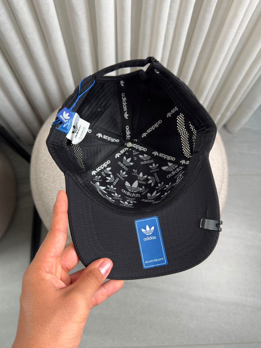 ADIDAS PERFORMANCE NEGRA LOGO ORIGINALS
