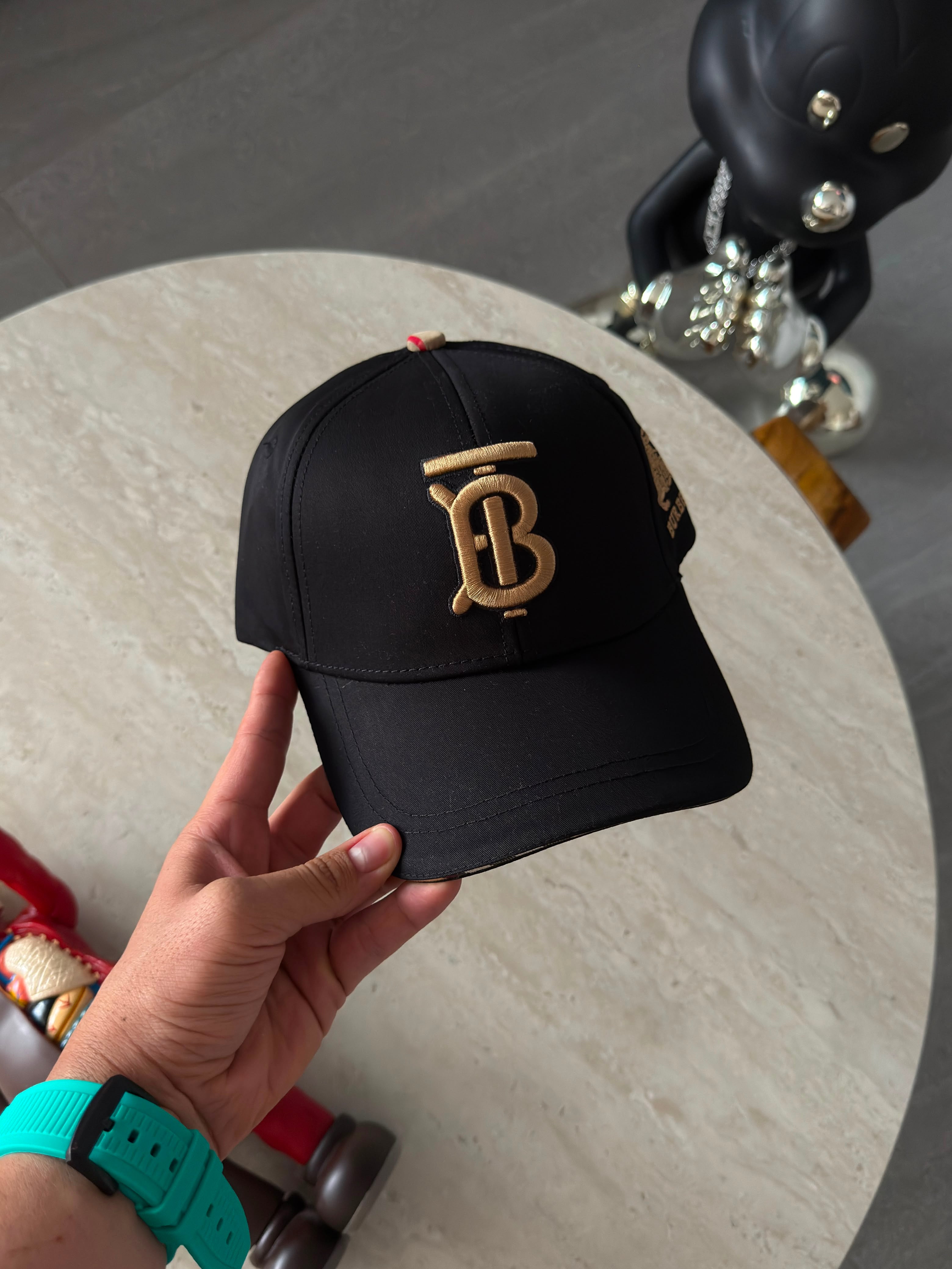 BURBERRY DESIGNER GOLD