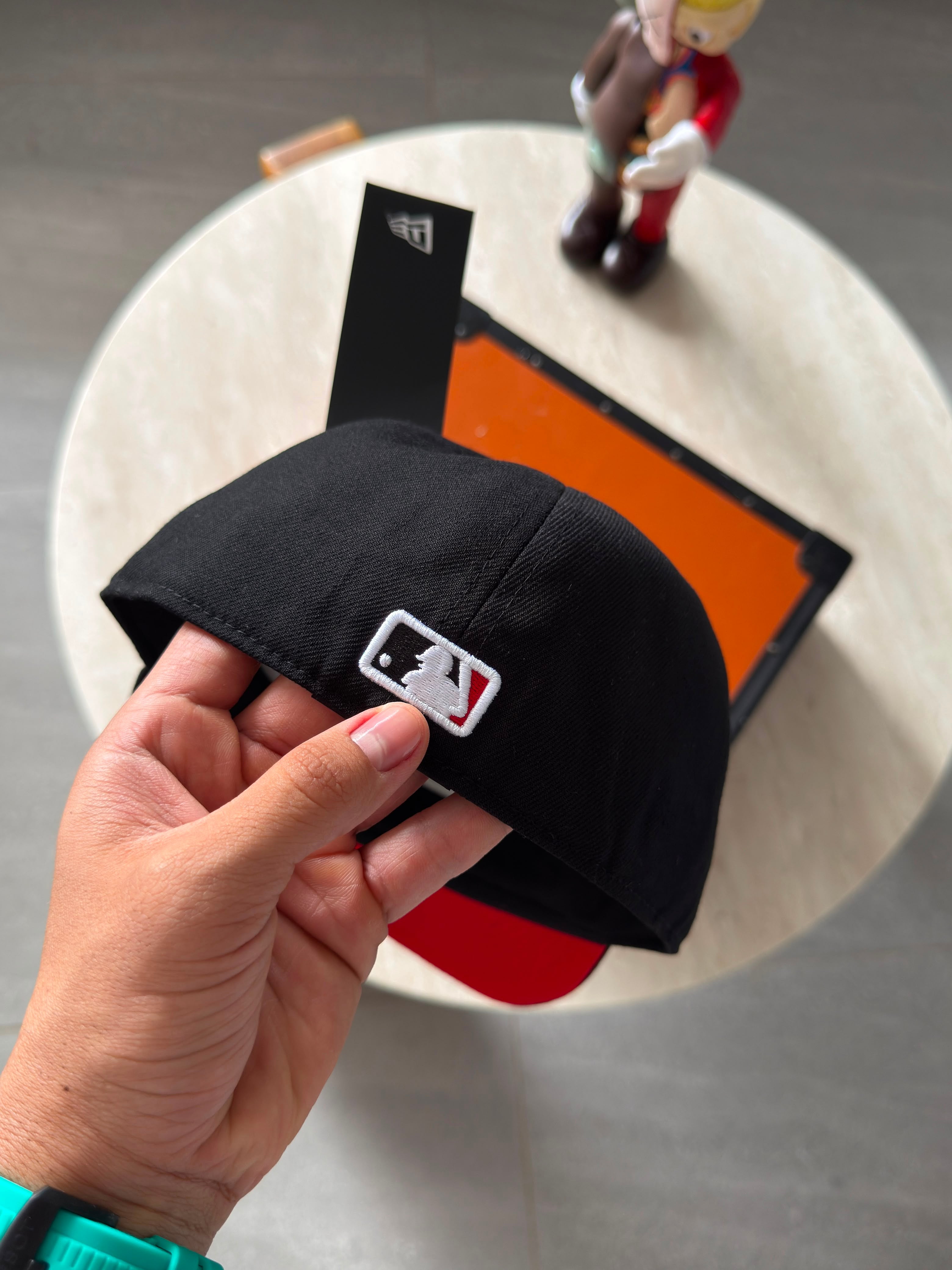 NEW ERA-FLORES TUBULAR