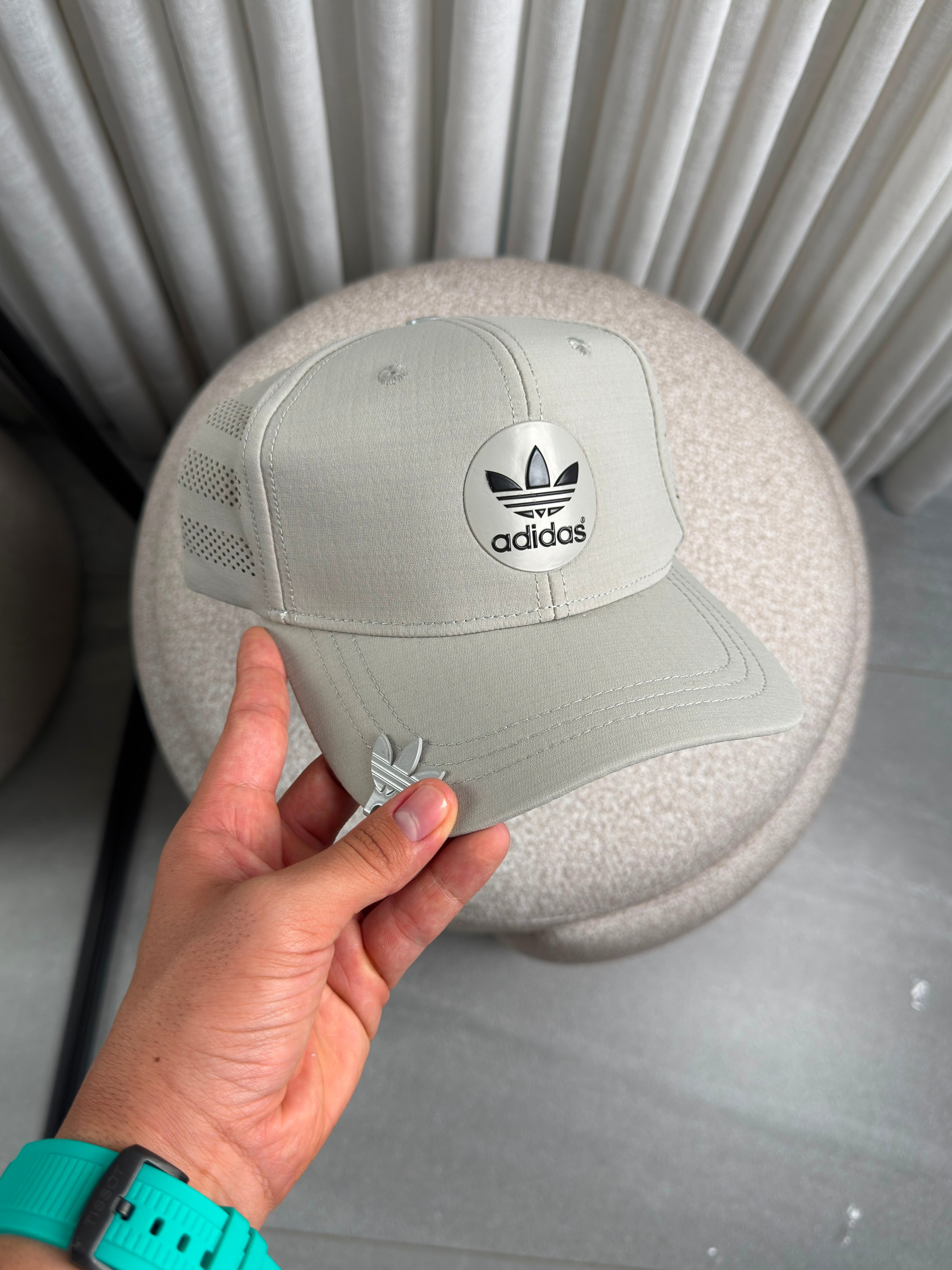 ADIDAS PERFORMANCE LOGO ORIGINALS