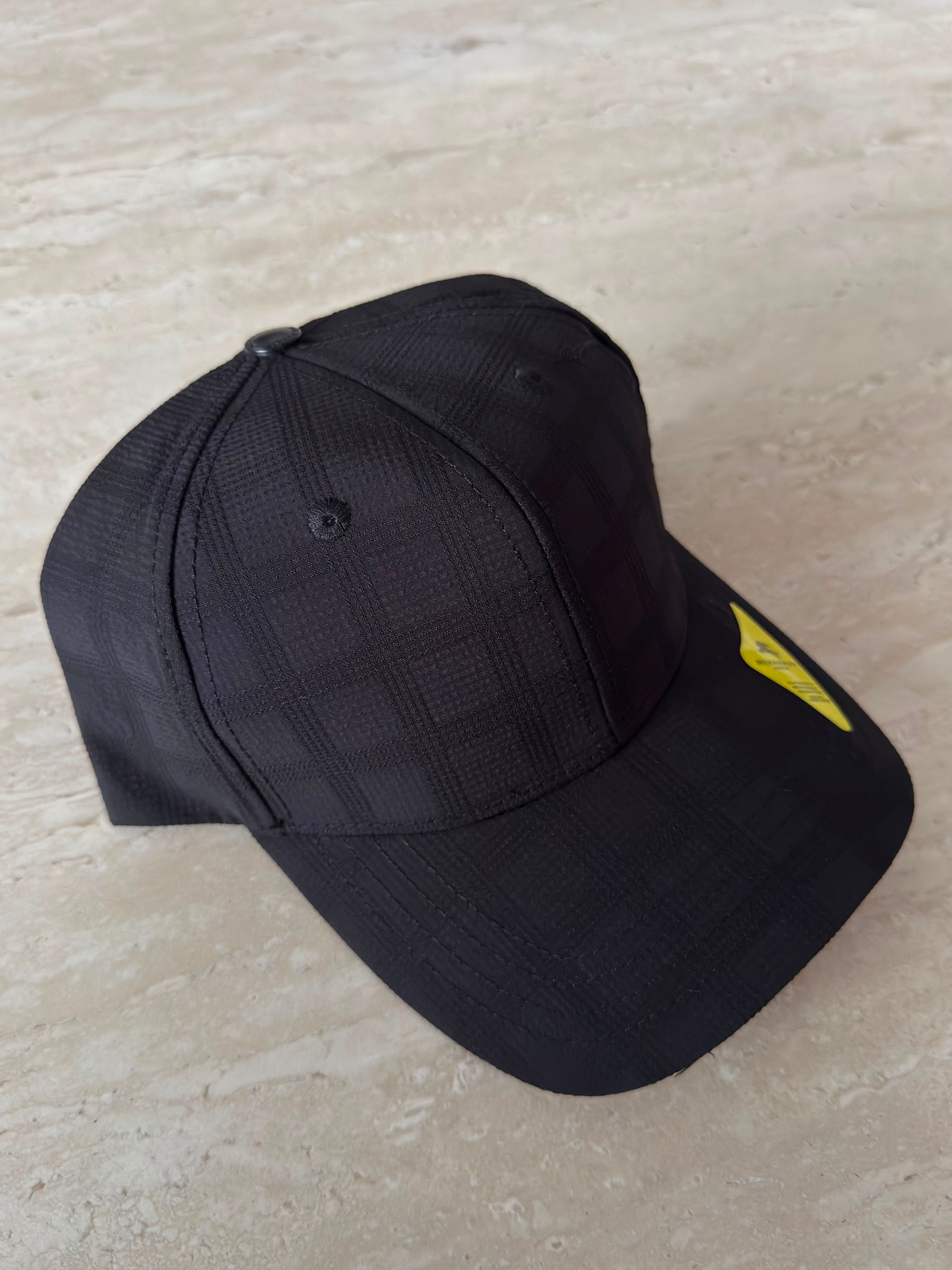 BURBERRY PREMIUN BLACK