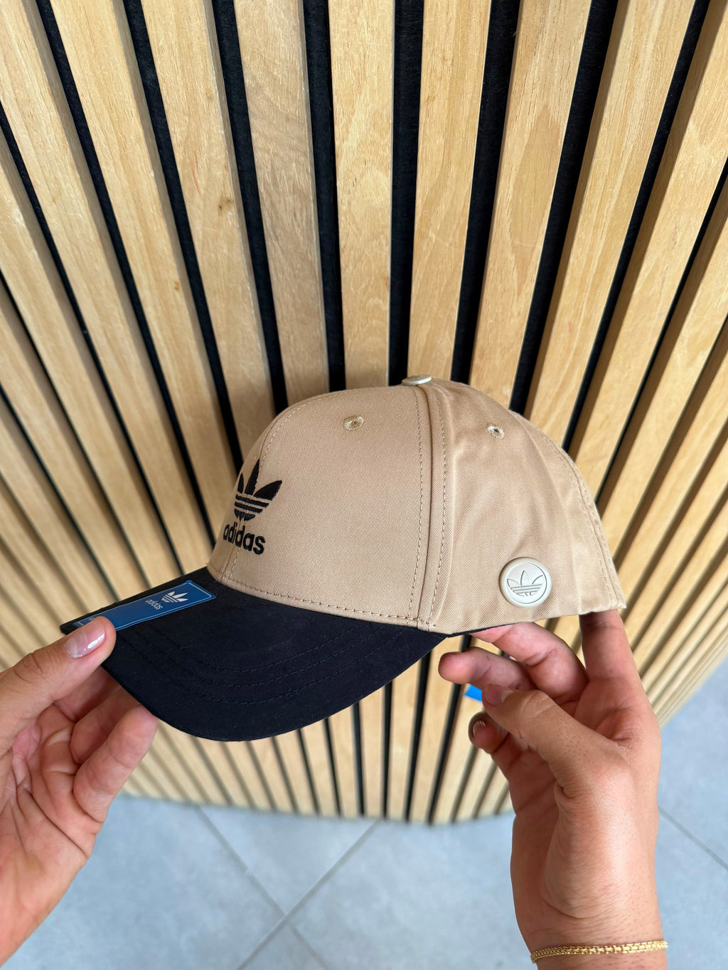ADIDAS ORIGINALS CLASSIC EDITION