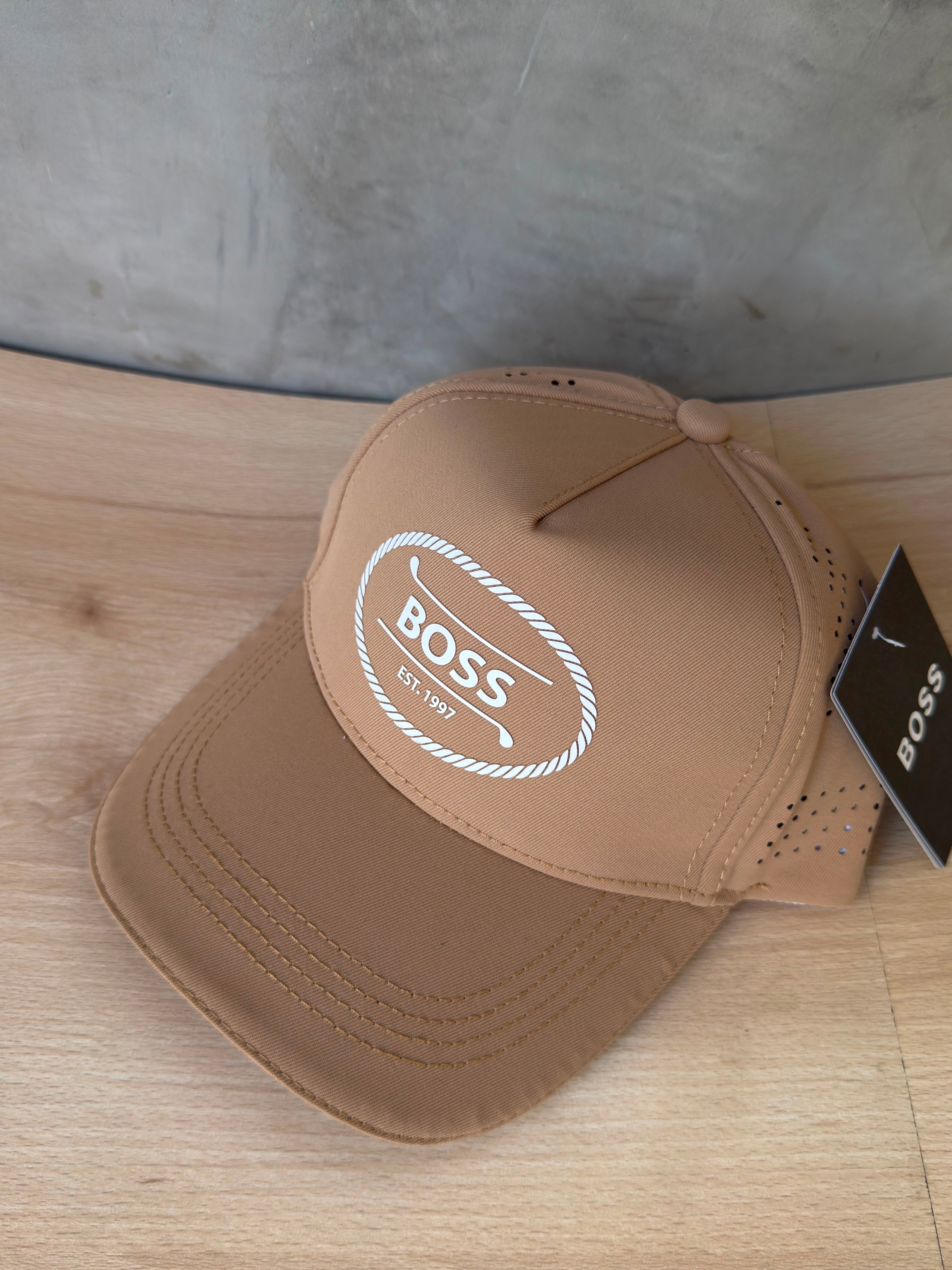 HUGO BOSS PERFORMANCE CAMEL