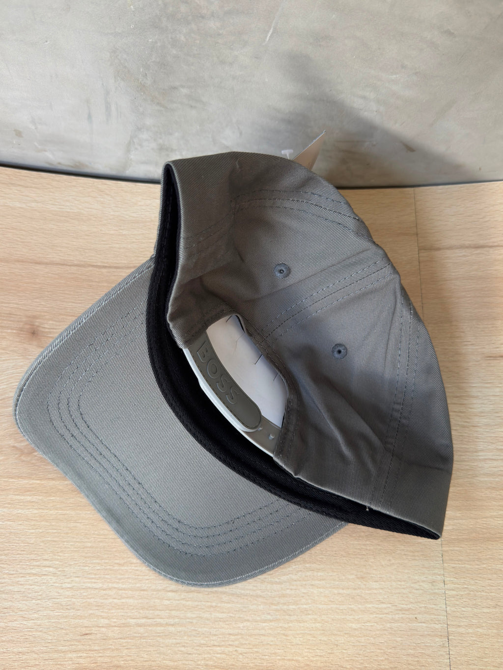 HUGO BOSS GRIS