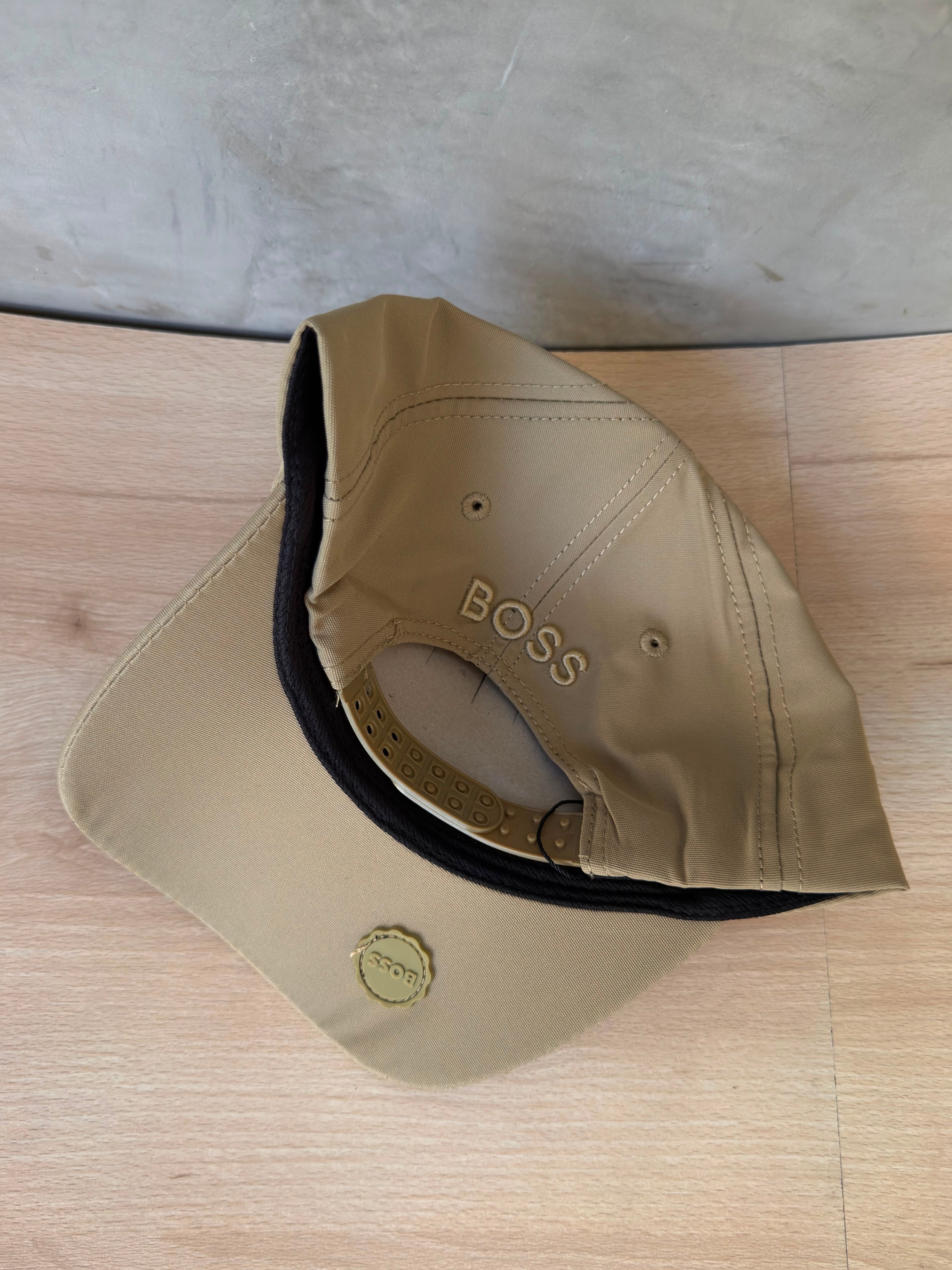 HUGO BOSS DISEÑADOR