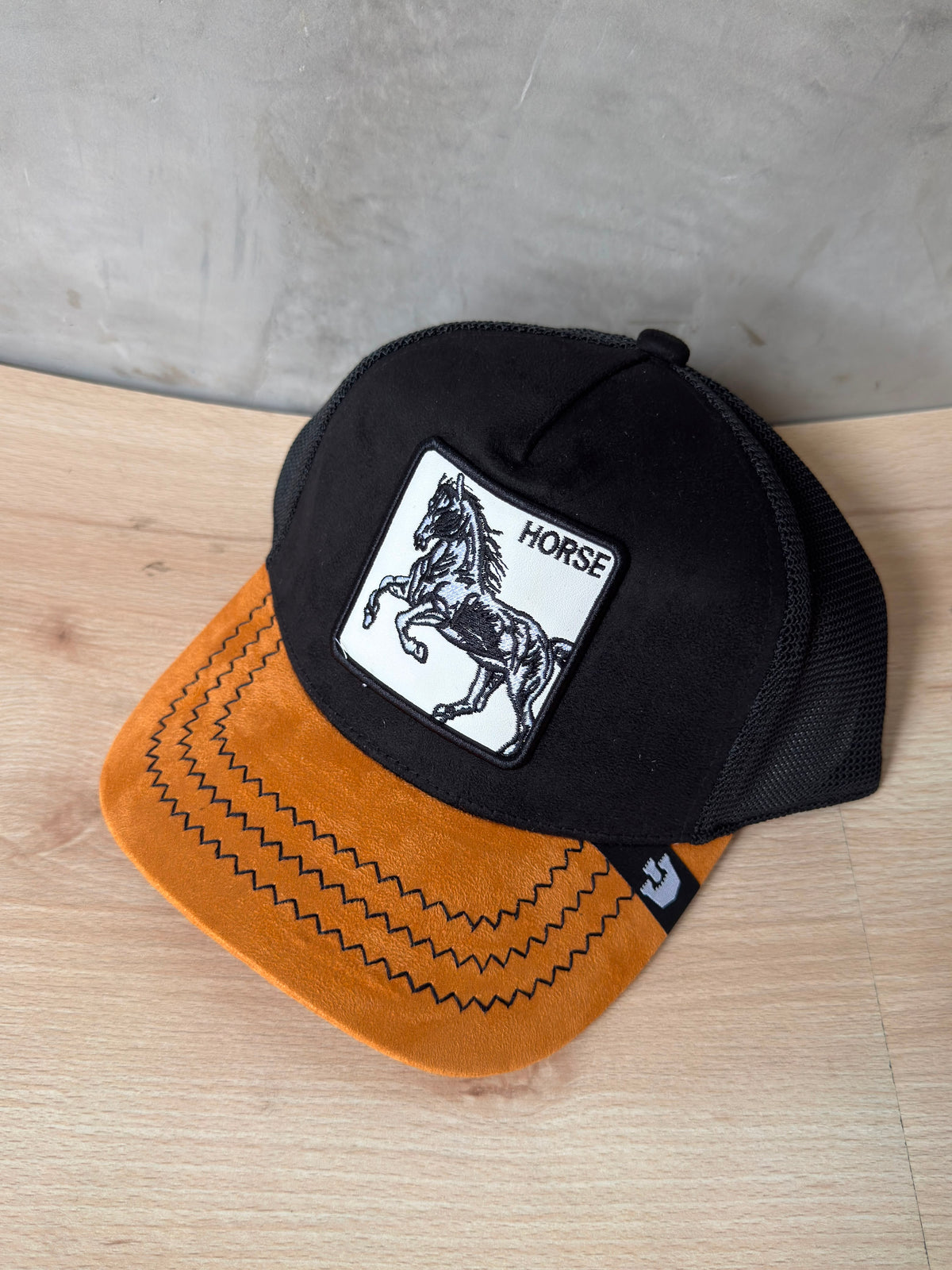 GOORIN HORSE GOLD EDITION