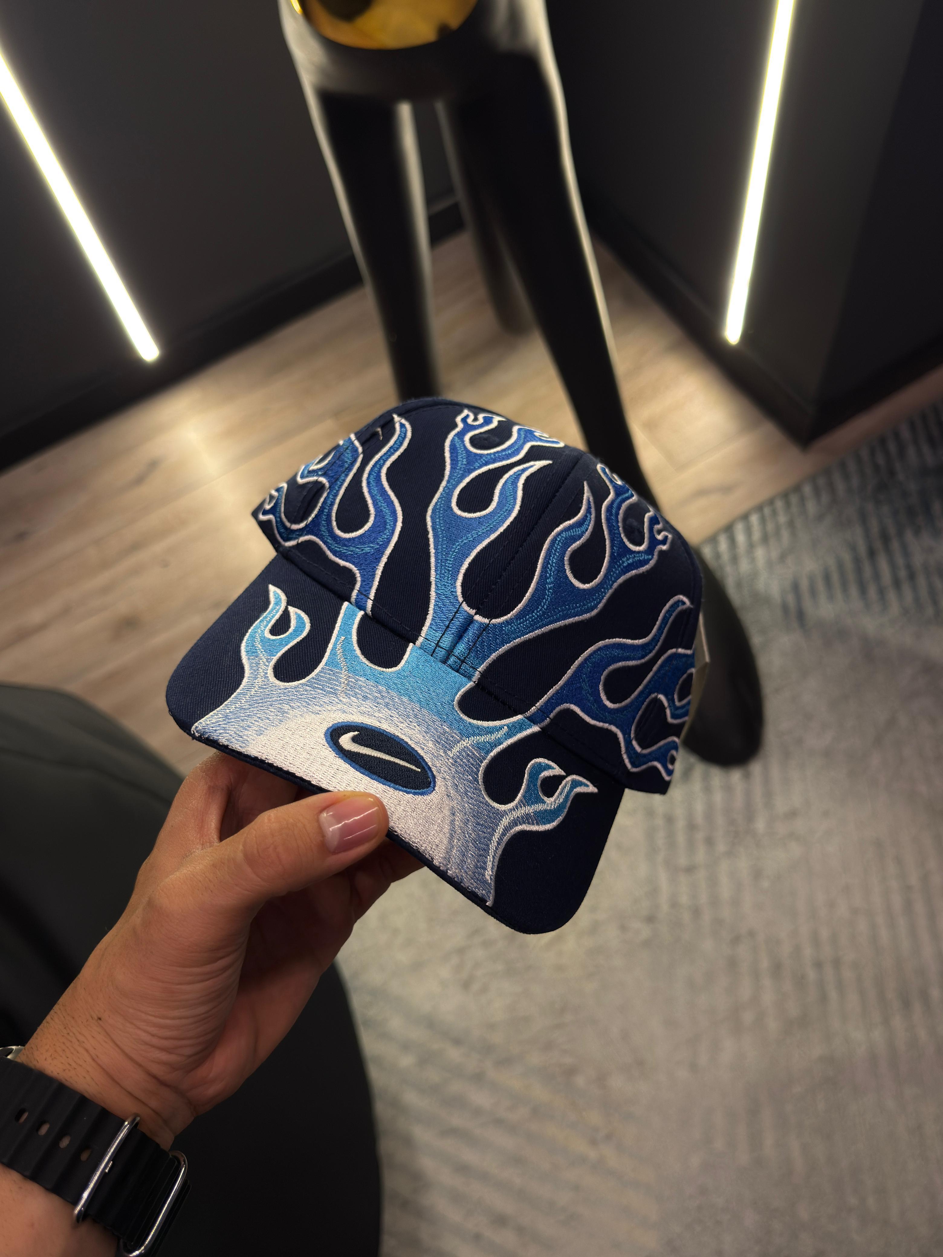 RYAN CASTRO FUEGO AZUL