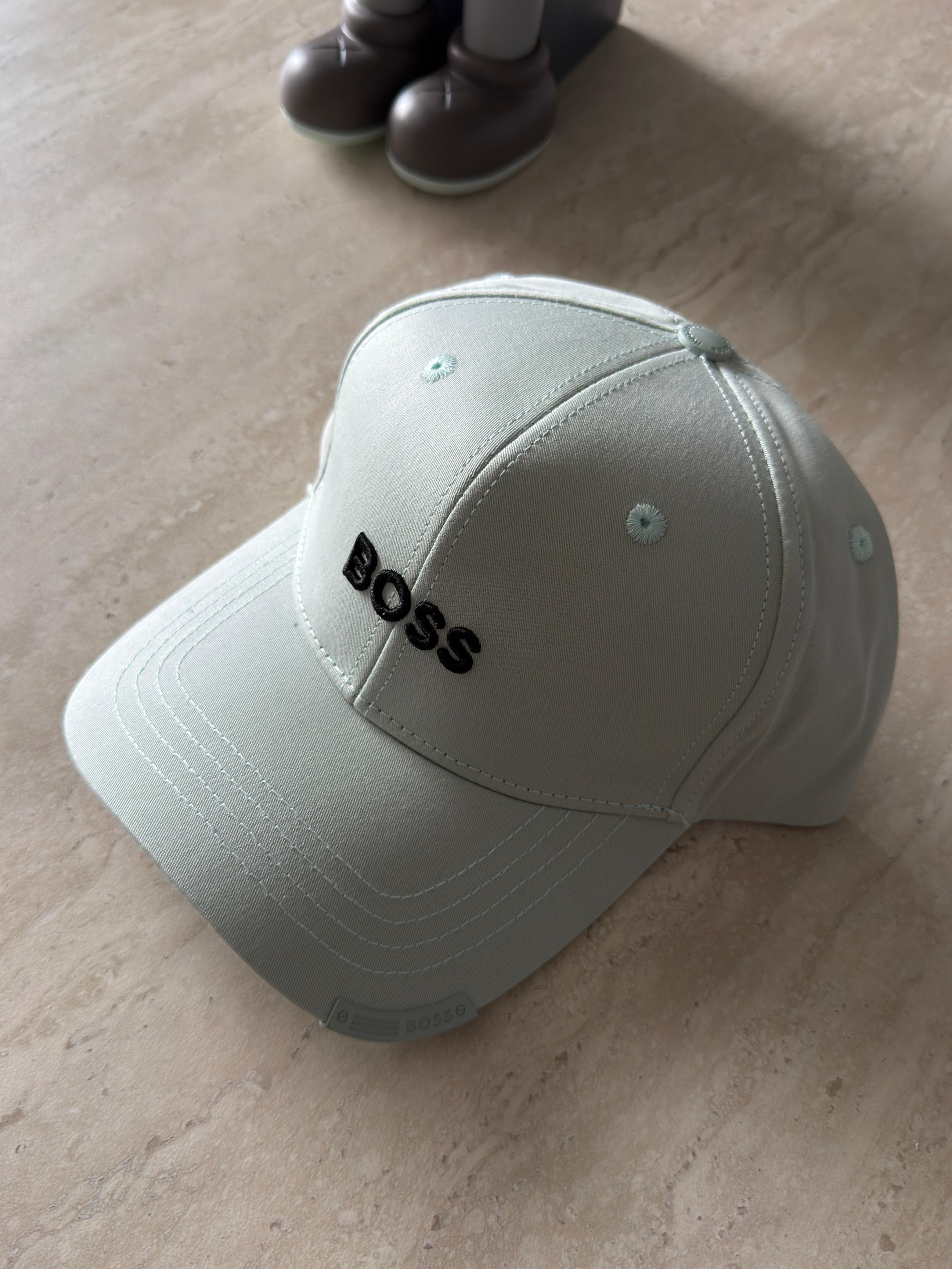 HUGO BOSS AZUL CLARO