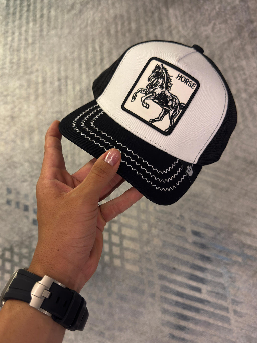 GOORIN HORSE LIMITED