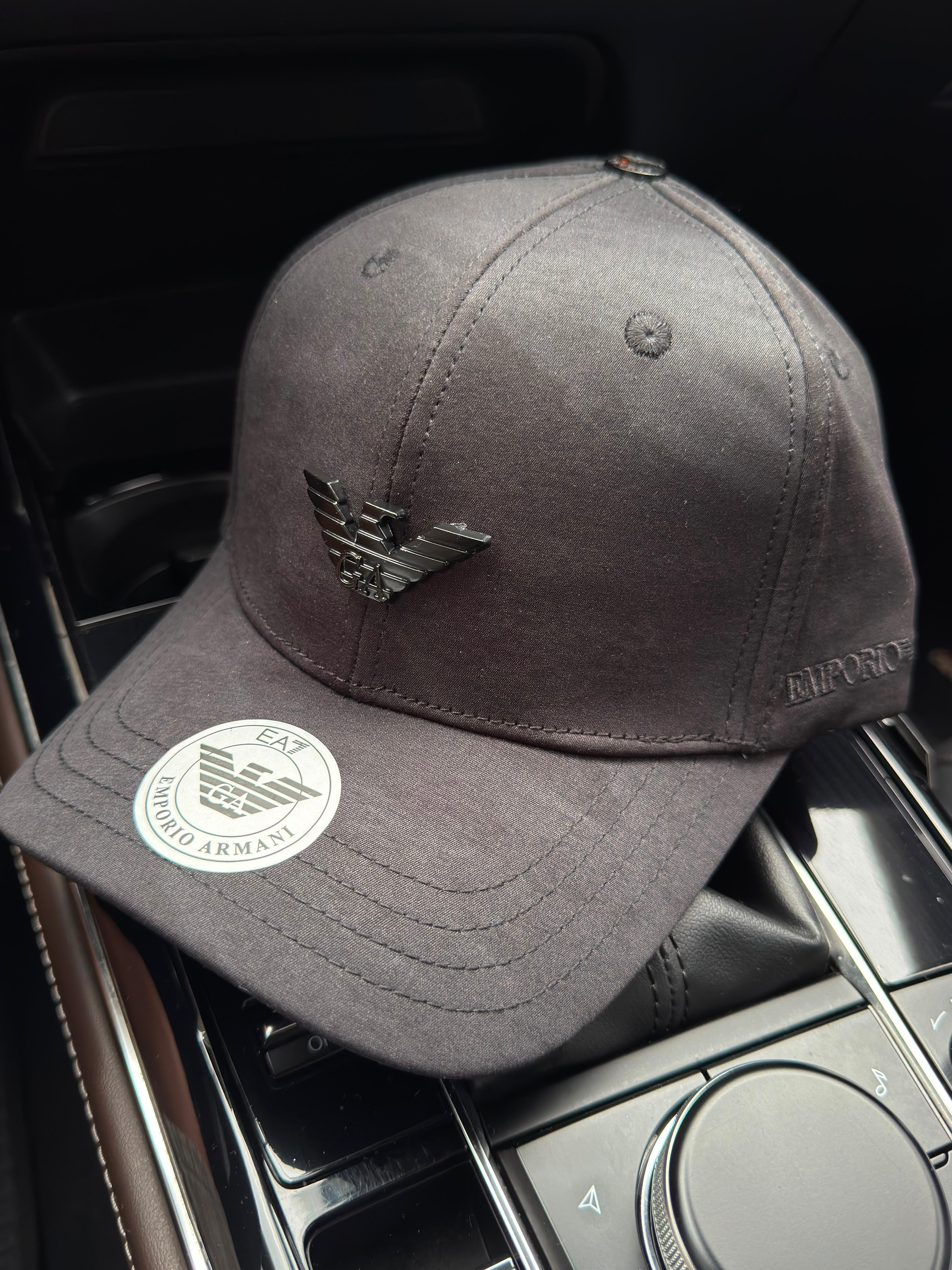 EMPORIO ARMANI NEGRA LOGO NEGRO