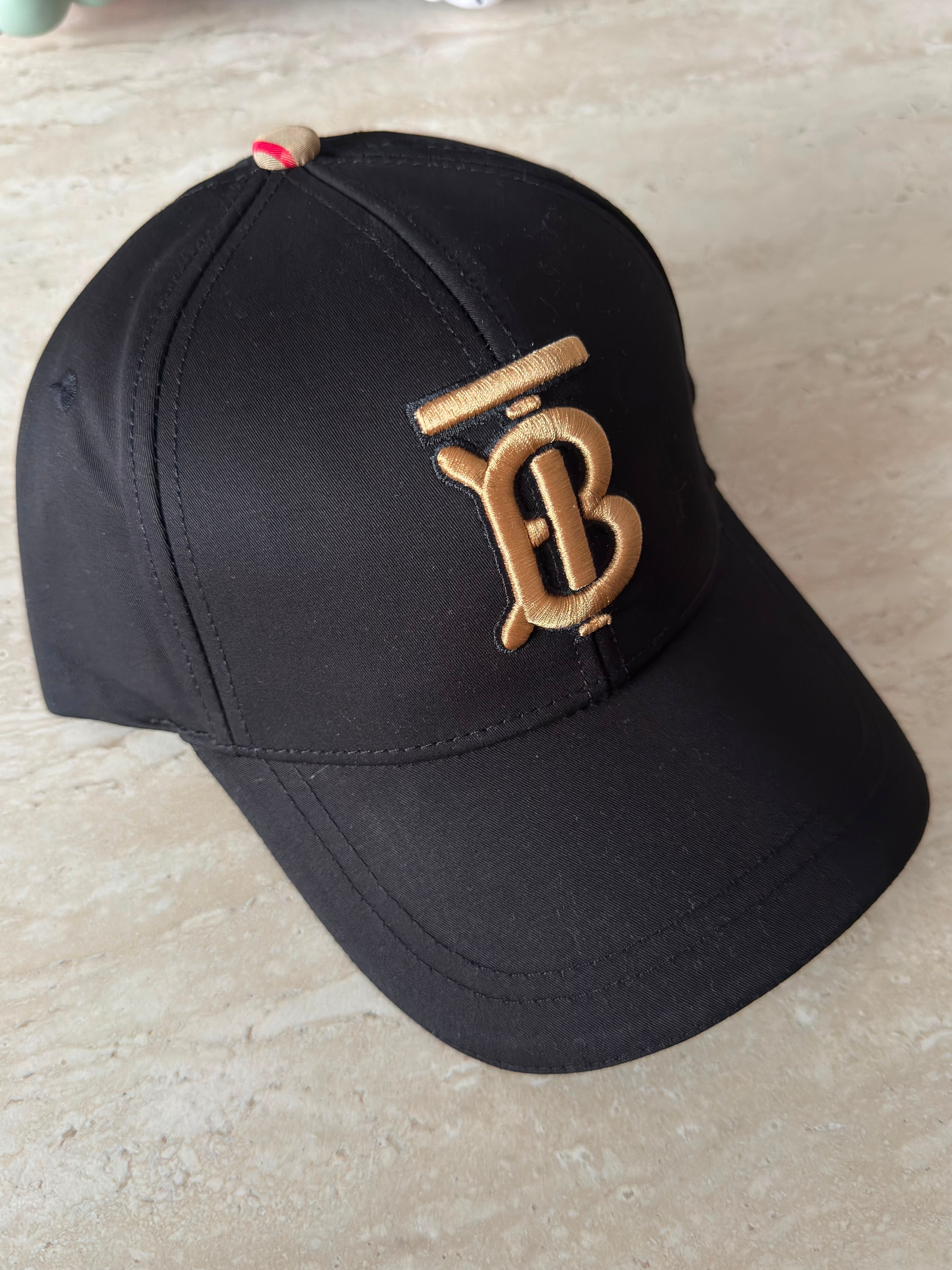 BURBERRY DESIGNER GOLD