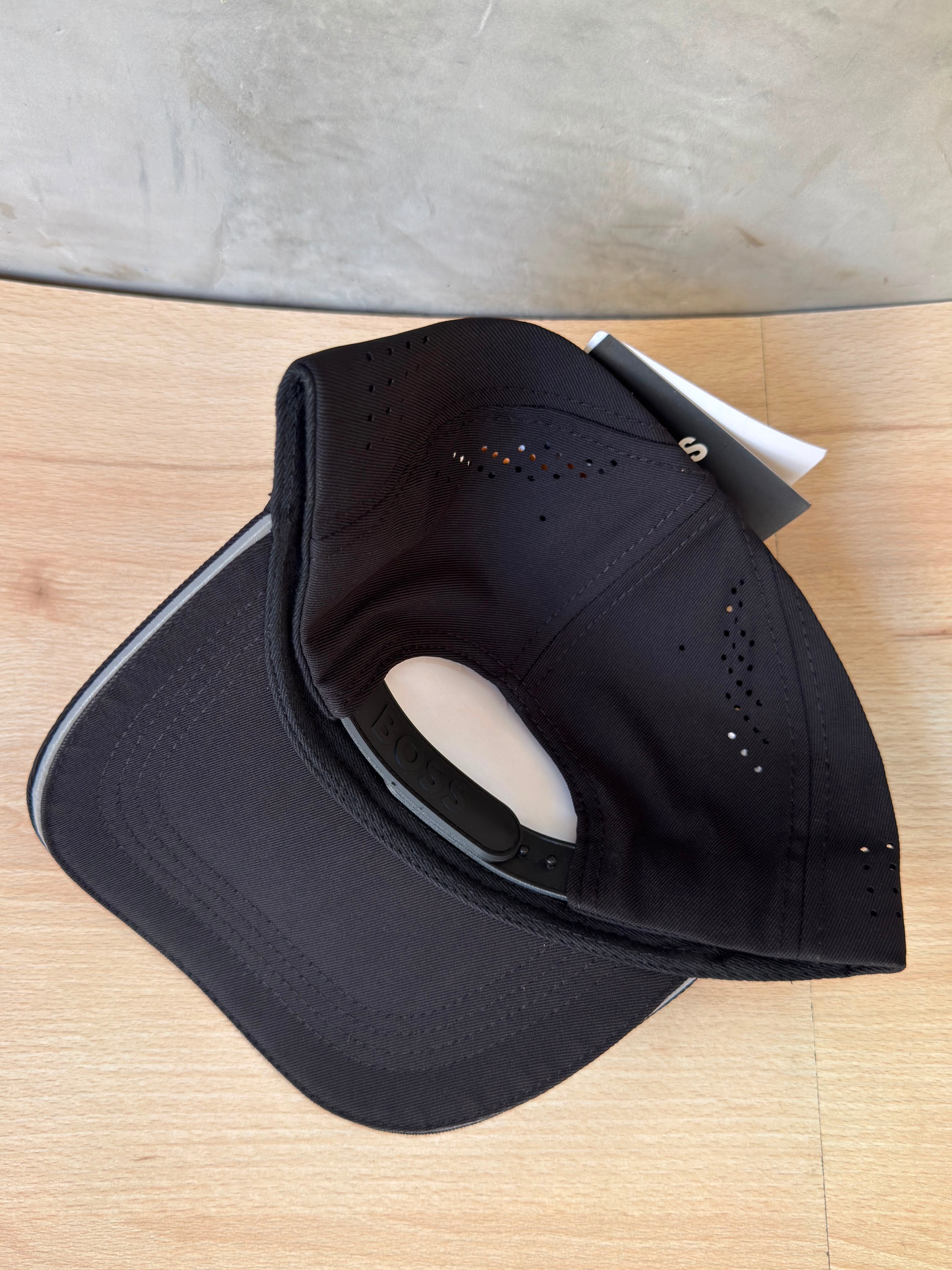 HUGO BOSS NEGRA CLASSIC