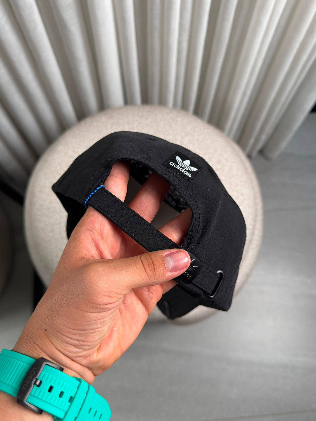 ADIDAS PERFORMANCE NEGRA LOGO ORIGINALS