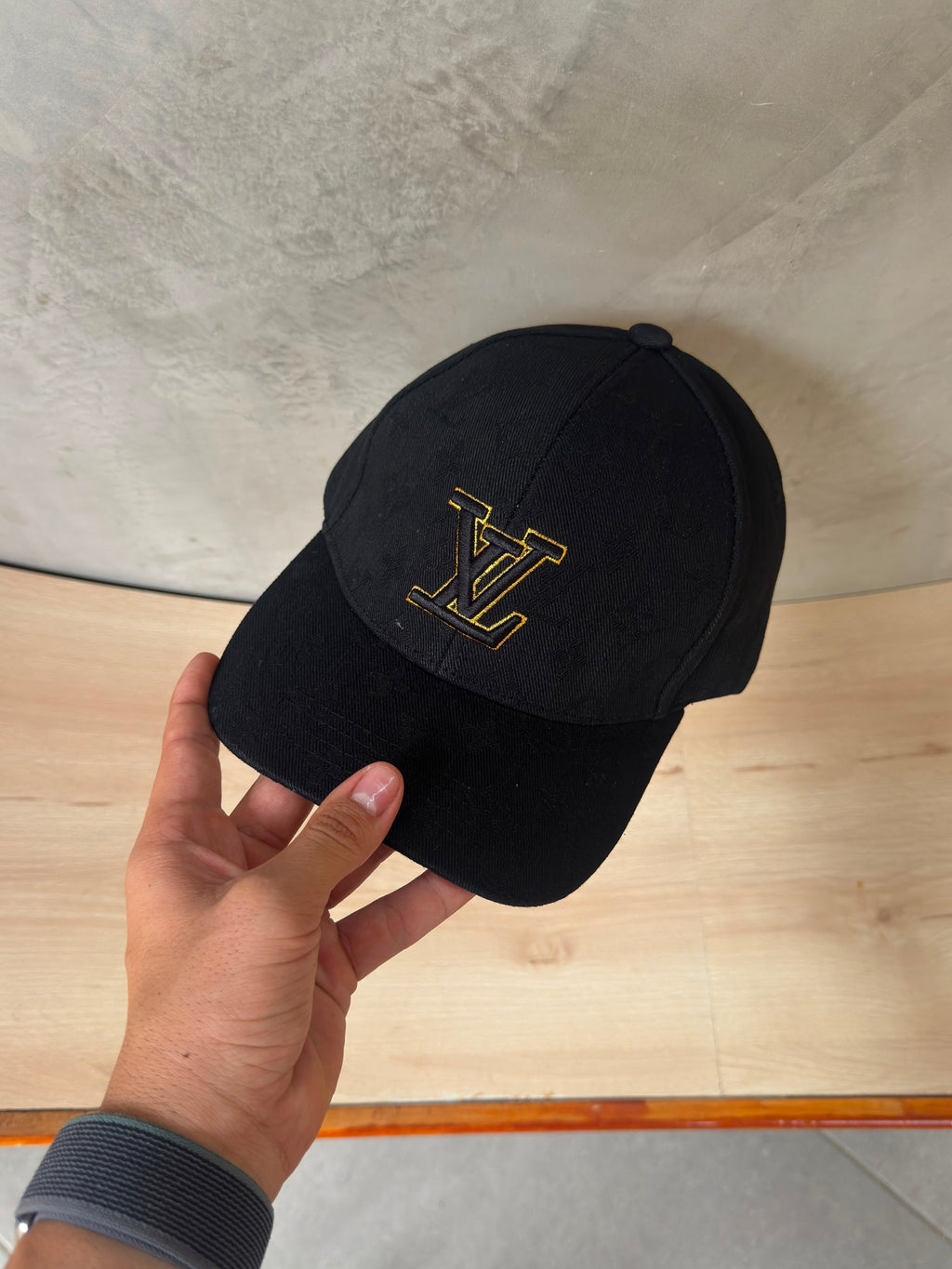 LOUIS VUITTON DISEÑADOR