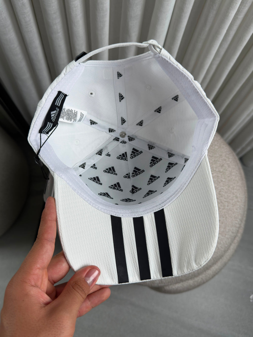 ADIDAS-BLANCA CLASIC