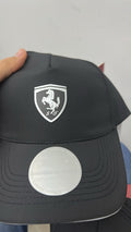FERRARI ESCUDO GRIS