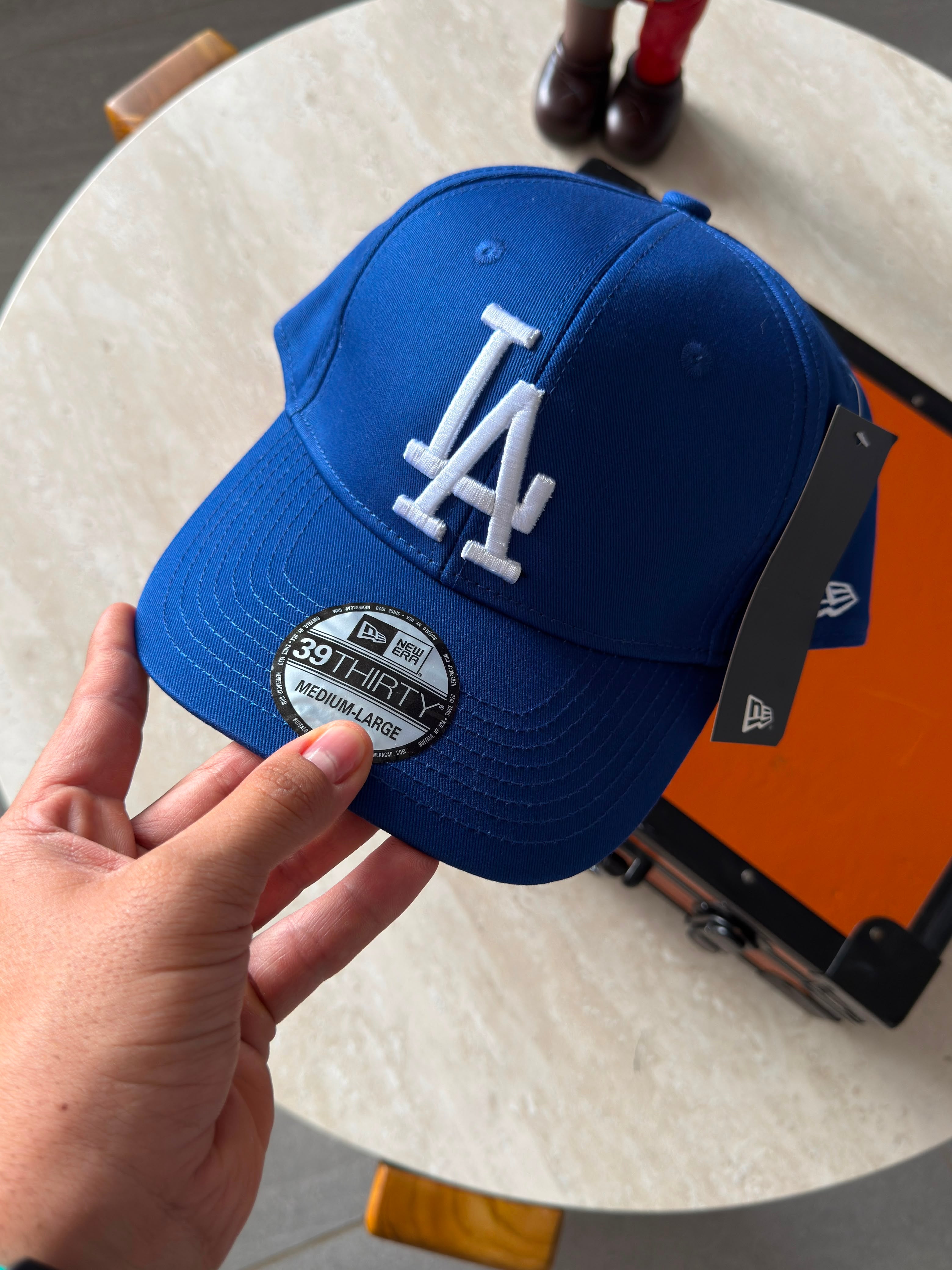 NEW ERA-AZUL LA BLANCO