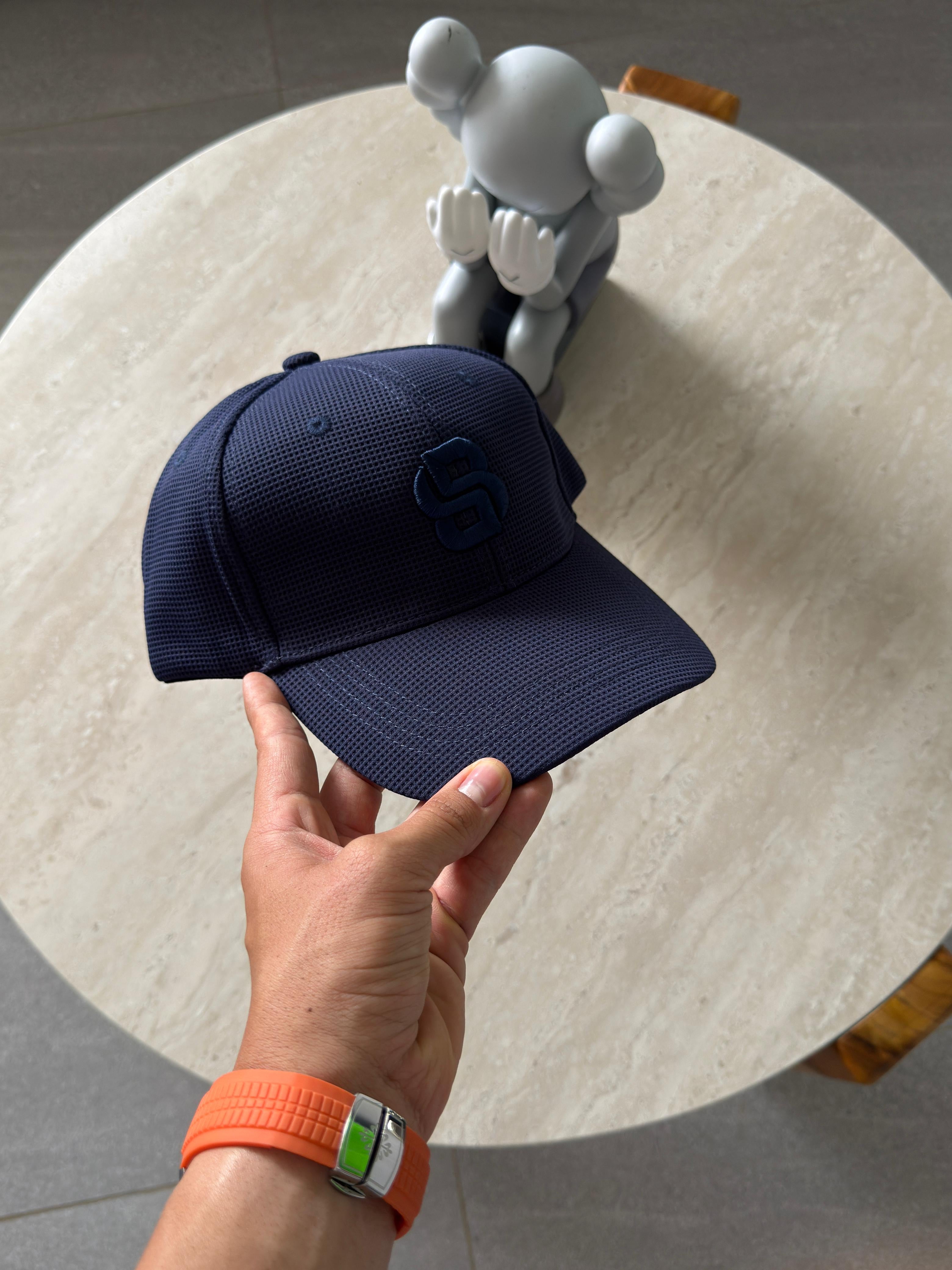 GORRA HUGO-BOSS AZUL OSCURO