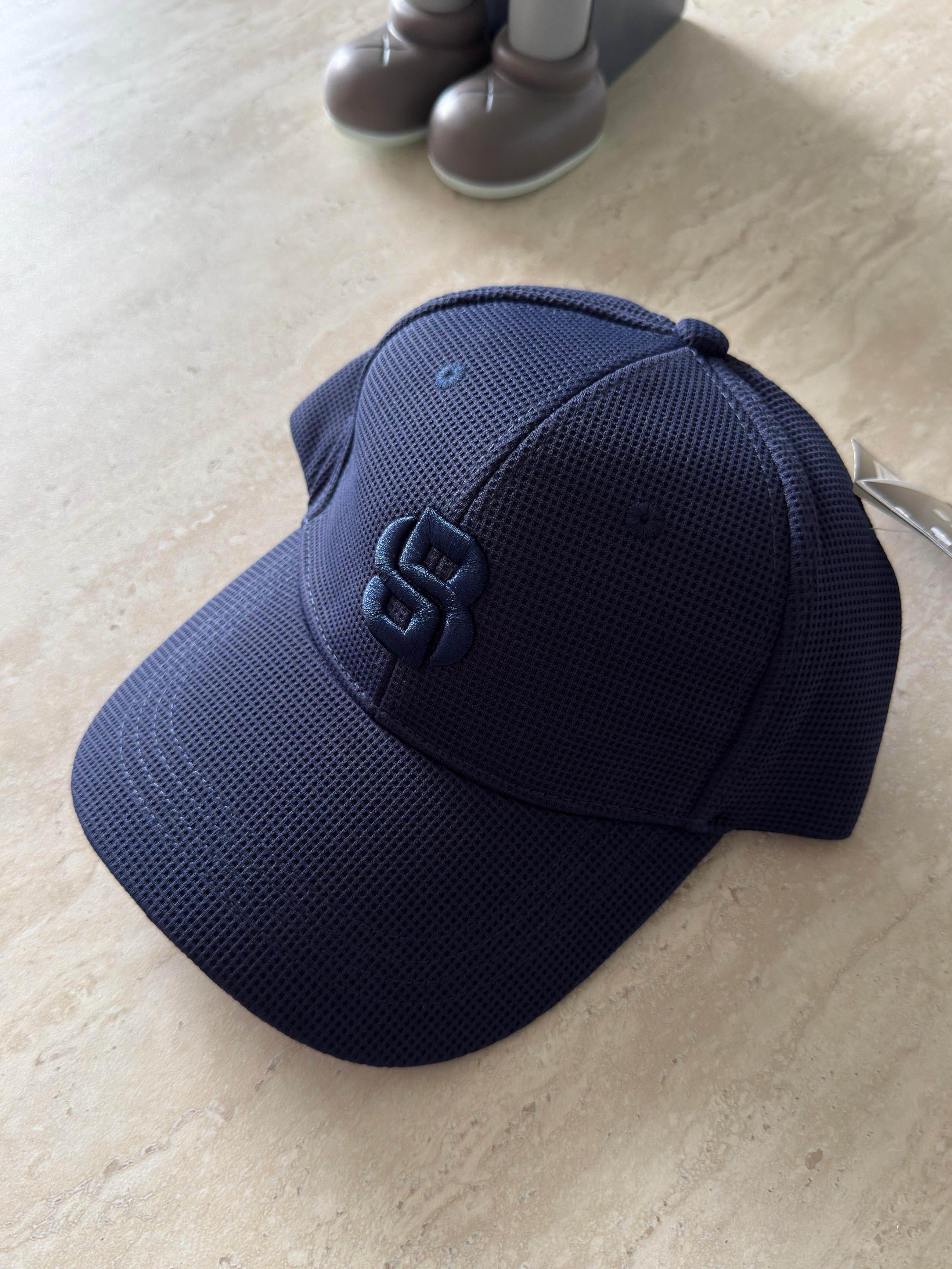 GORRA HUGO-BOSS AZUL OSCURO