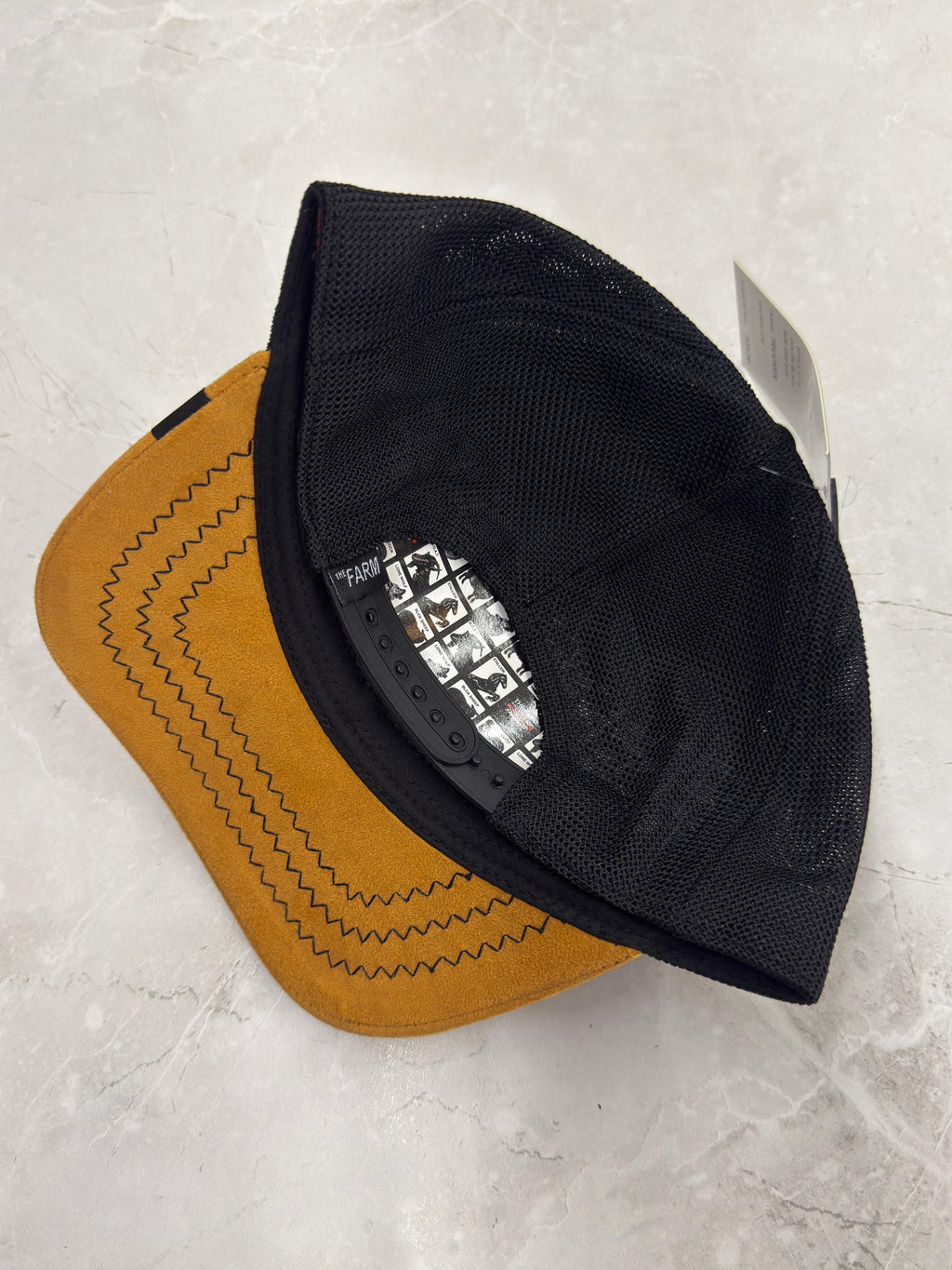 GOORIN HORSE GOLD EDITION