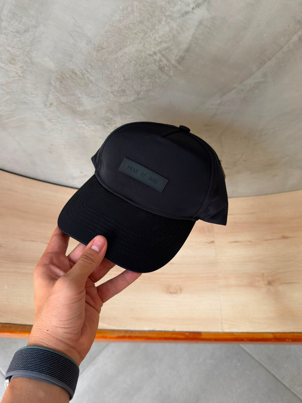 ESSENTIALS NEGRA