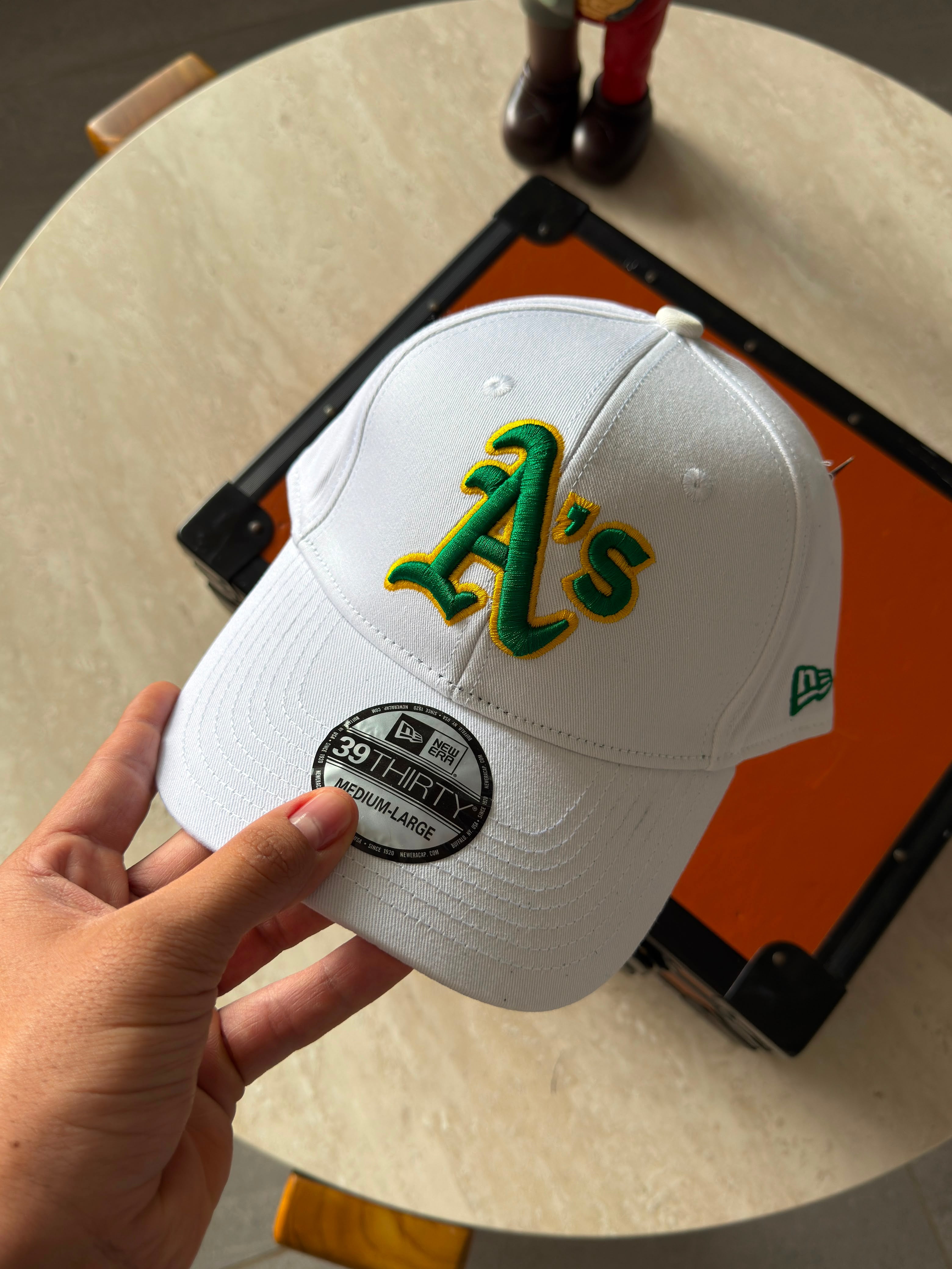 NEW ERA-BLANCA A´s VERDE
