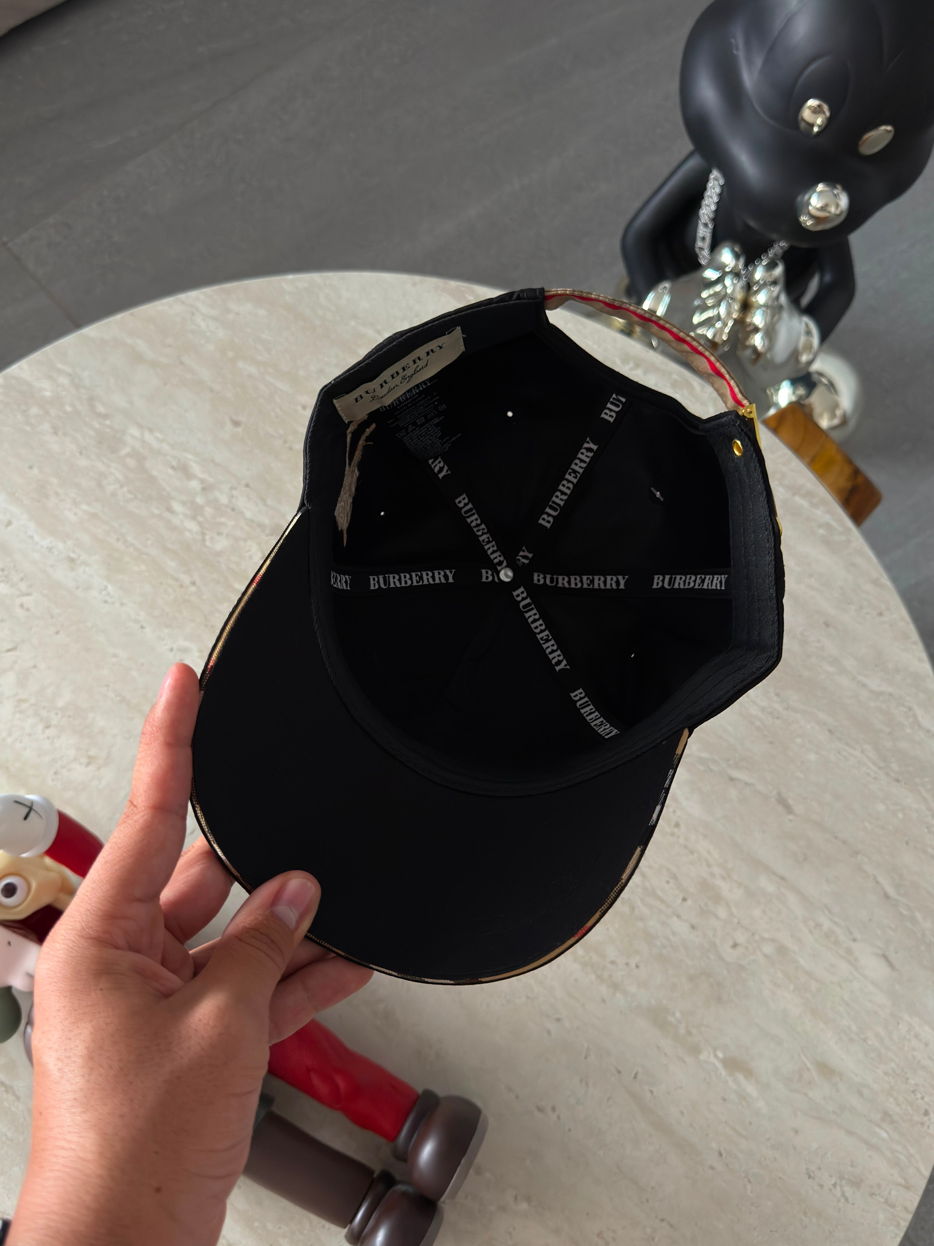 BURBERRY DESIGNER GOLD
