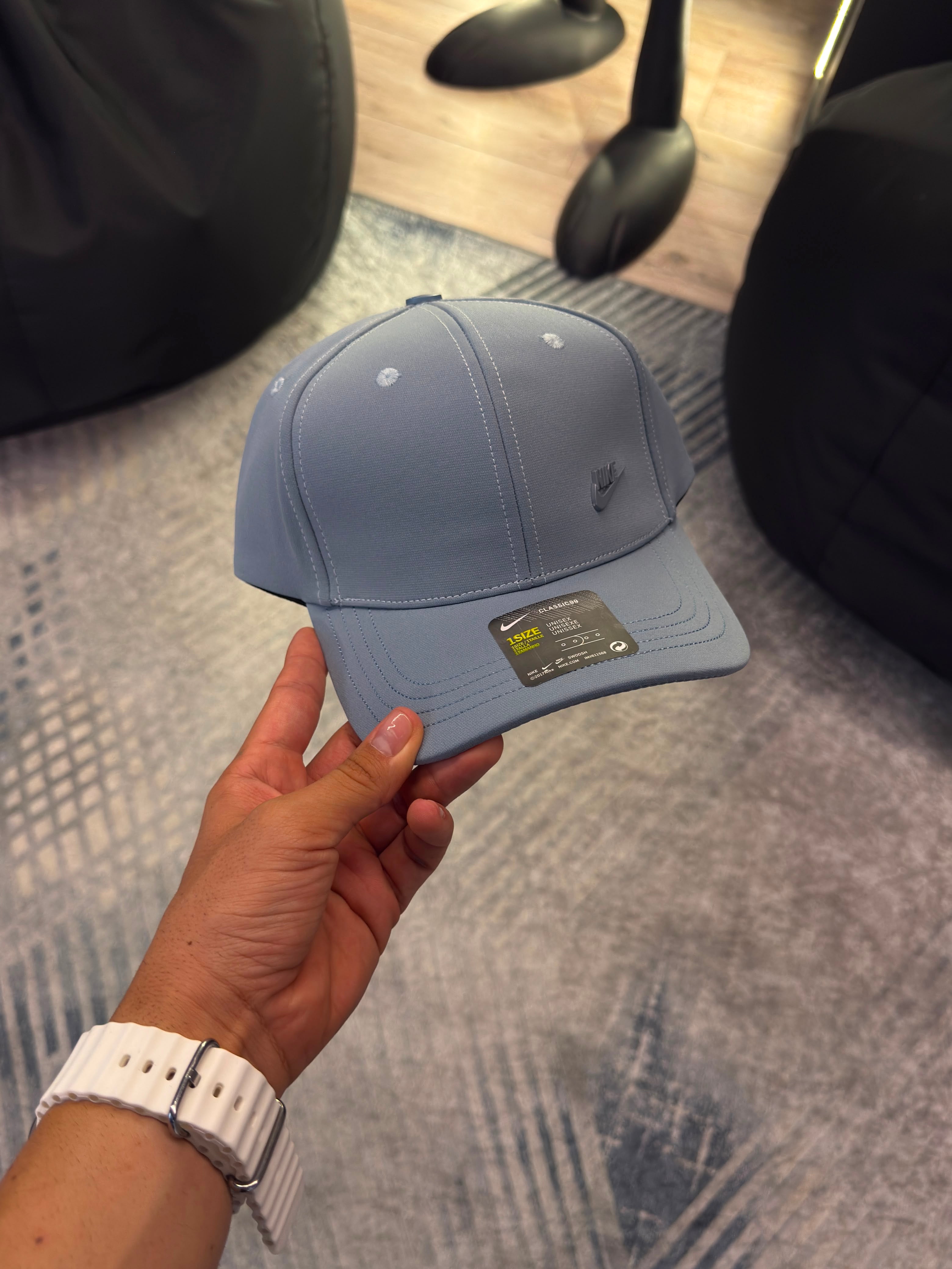 NIKE BLUE