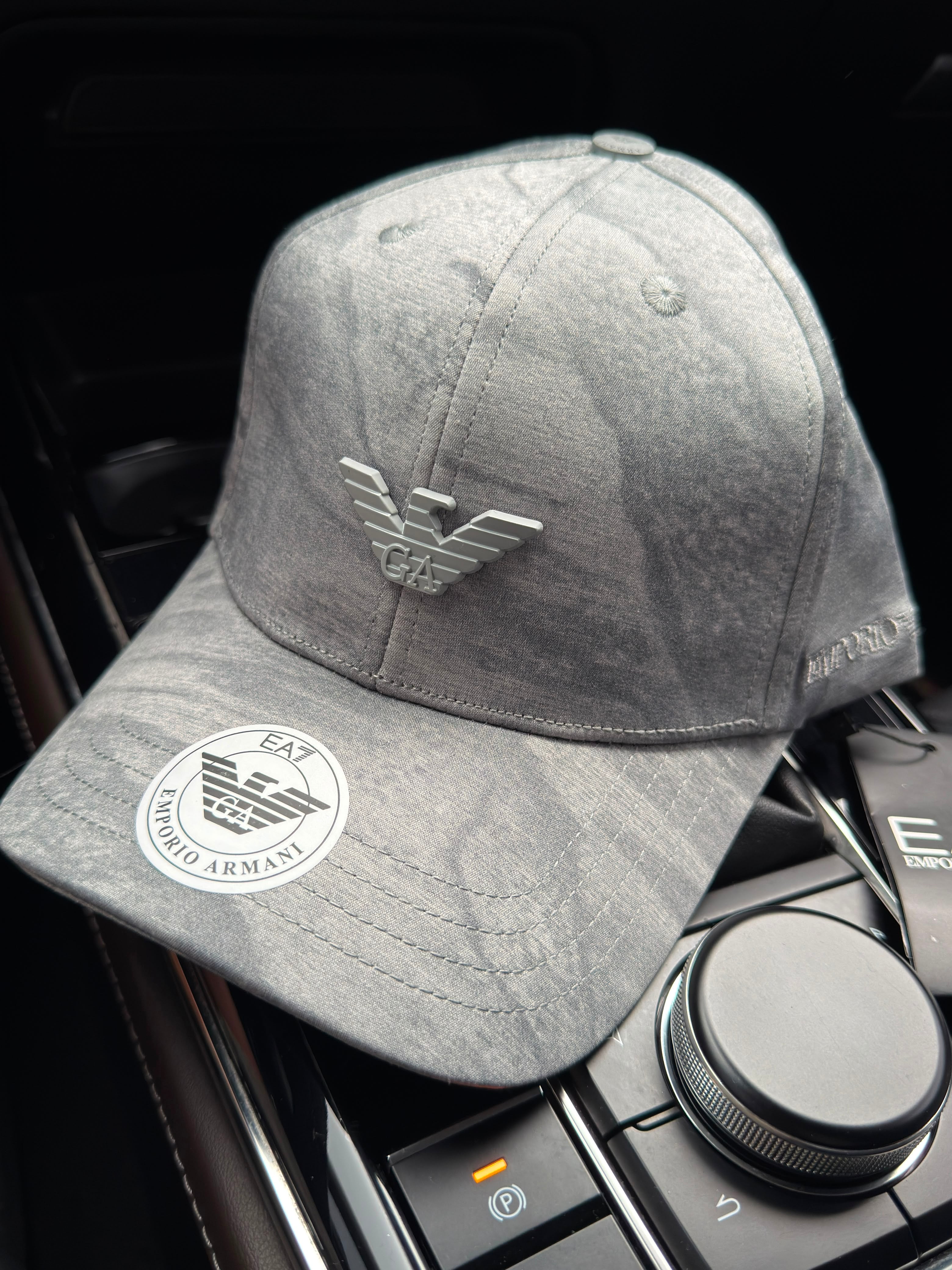 EMPORIO ARMANI GRIS AÉREO