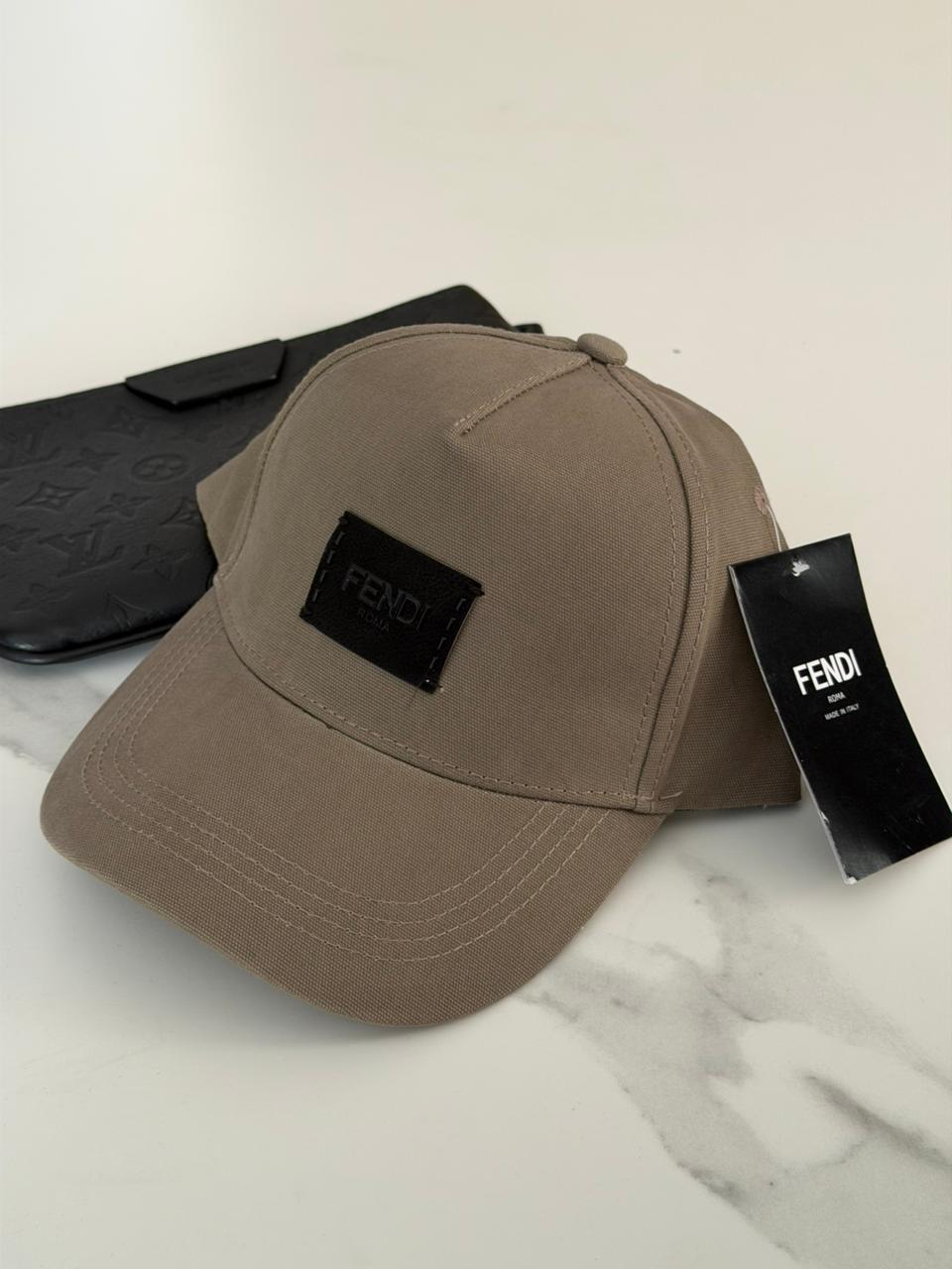 Gorra Fendi - Cafe