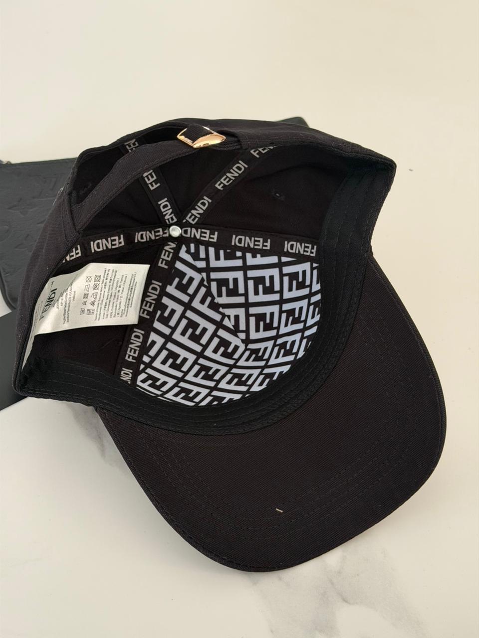 Gorra Fendi - Negra