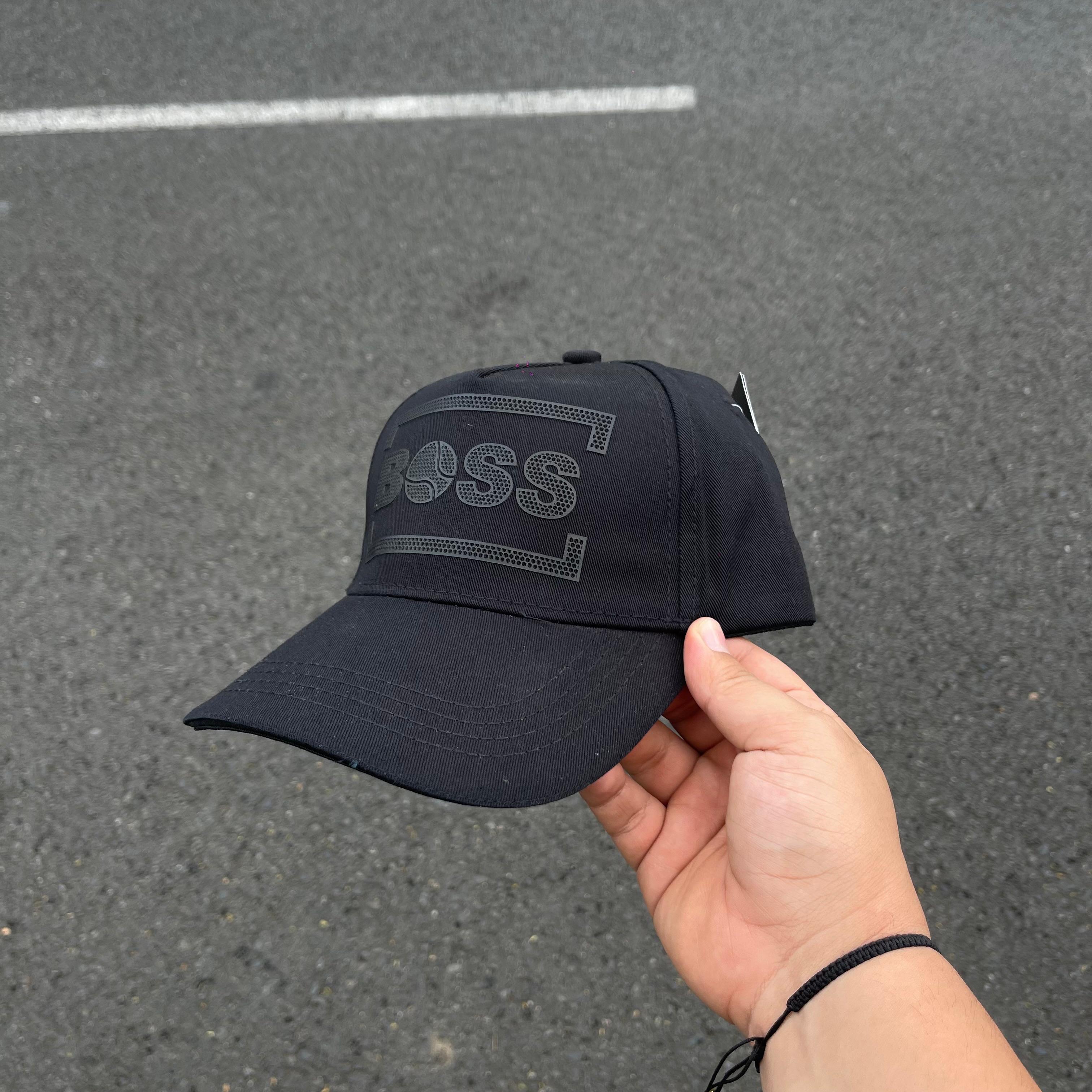 GORRA HUGO-BOSS NEGRA  URBAN