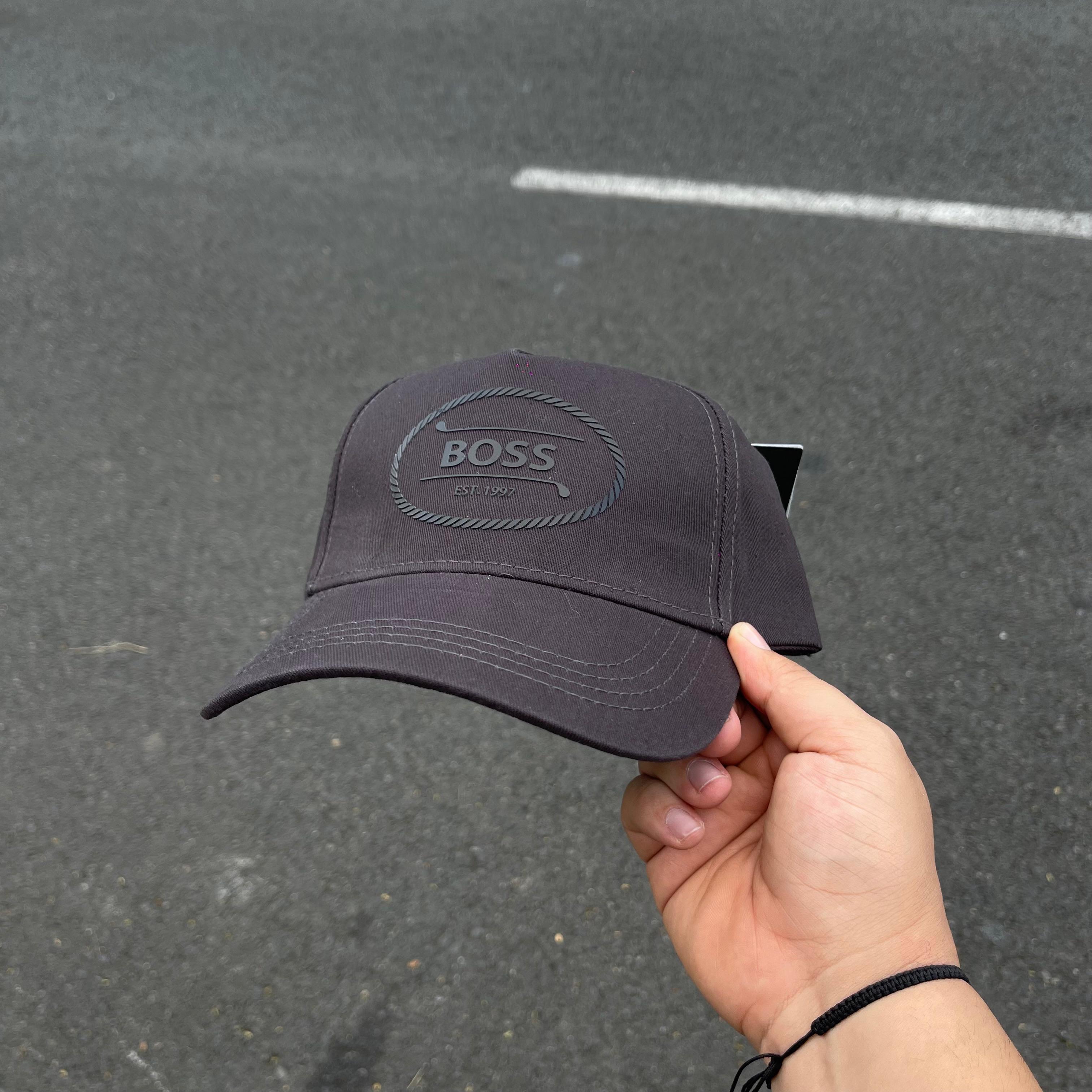 GORRA HUGO BOSS NEGRA
