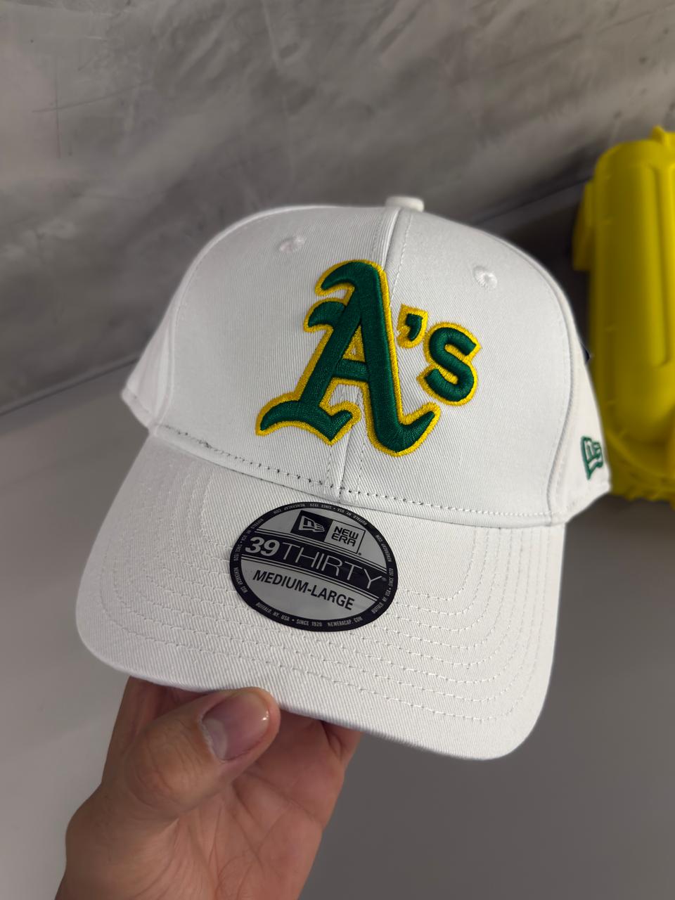 NEW ERA-BLANCA A´s VERDE