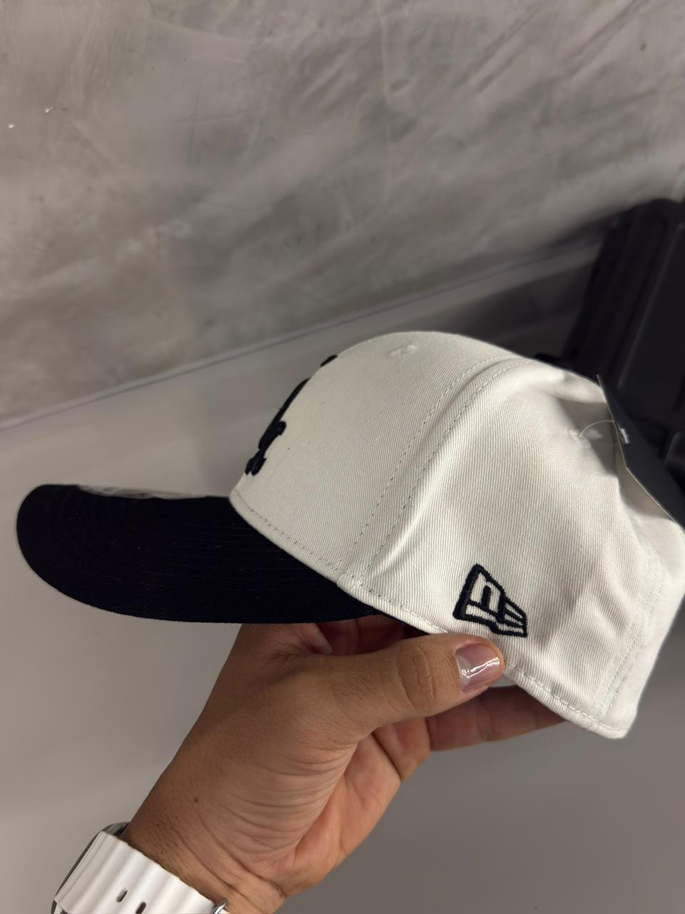 NEW ERA-BLANCA SOX NEGRO
