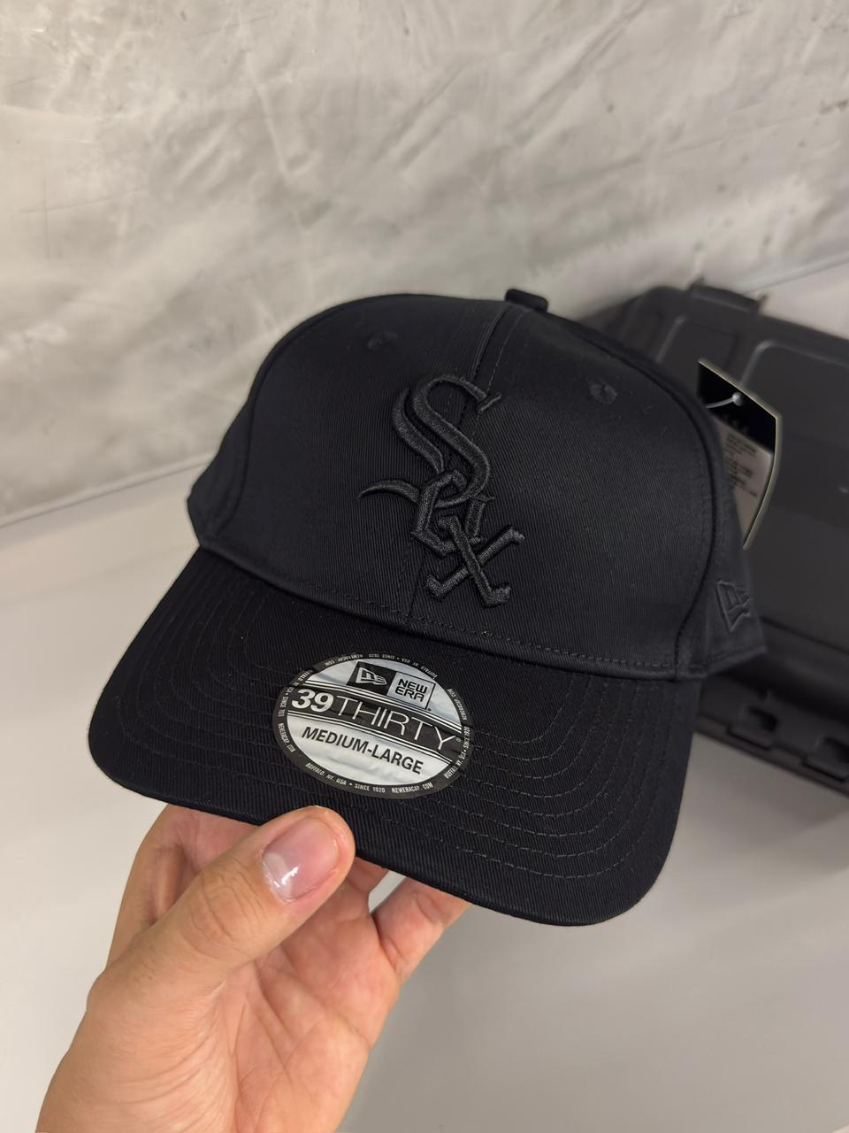 NEW ERA-NEGRA