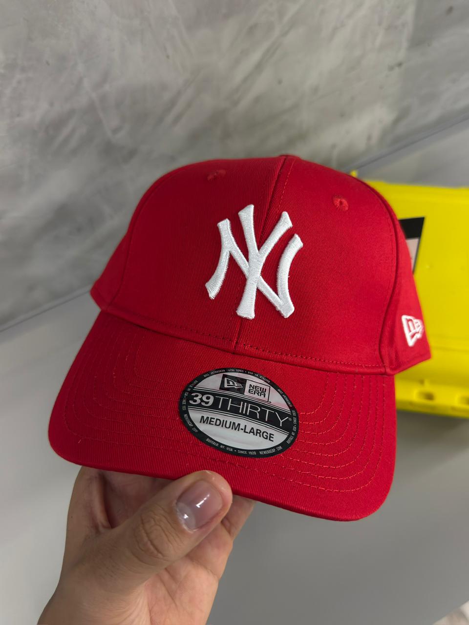 NEW ERA-ROJO NY BLANCO