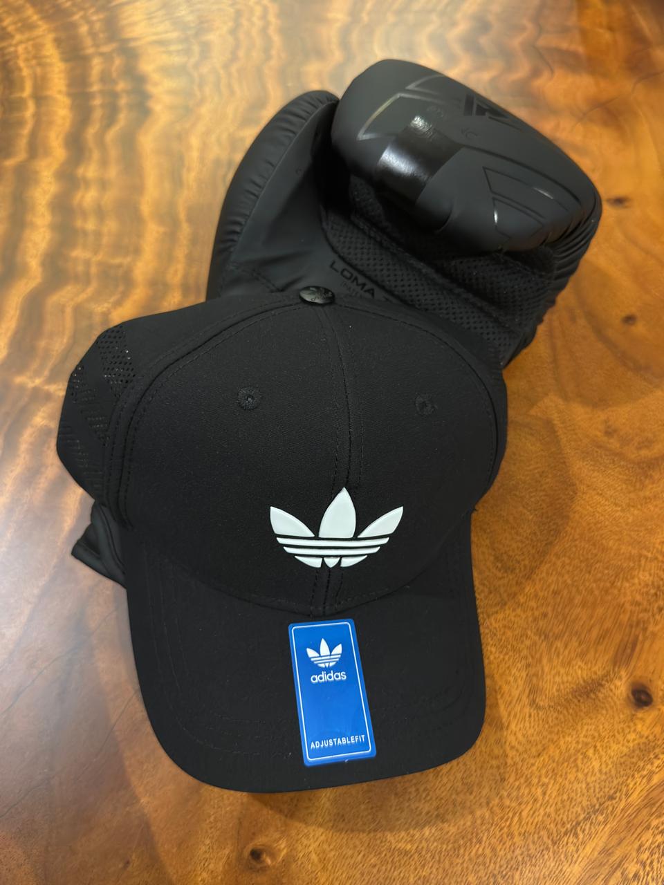 ADIDAS NEGRA LOGO ORIGINALS