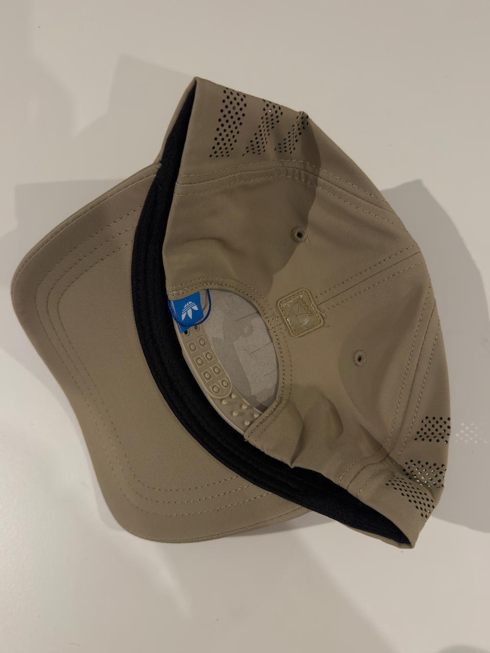 ADIDAS BEIGE LOGO ORIGINALS