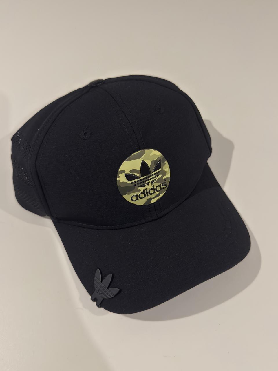 ADIDAS PERFORMANCE NEGRA LOGO ORIGINALS