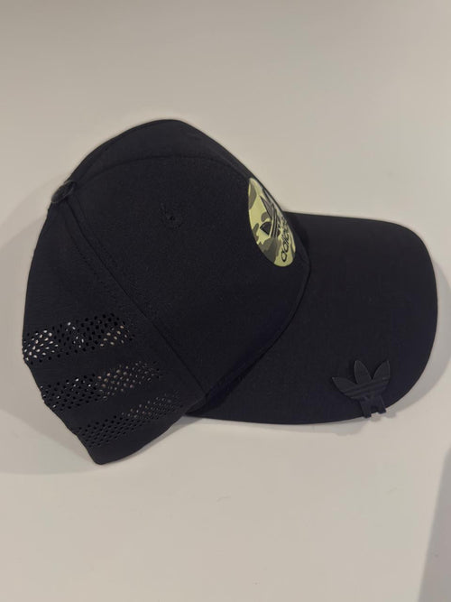 ADIDAS PERFORMANCE NEGRA LOGO ORIGINALS