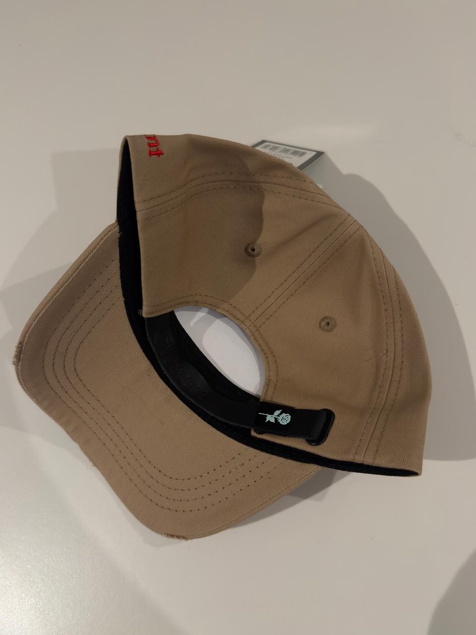 CLEMONT BEIGE LOGO ROJO - EDICIÓN PERSA