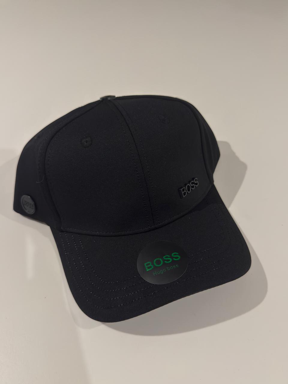 BOSS CLÁSICA LOGO MINIMALISTA NEGRA