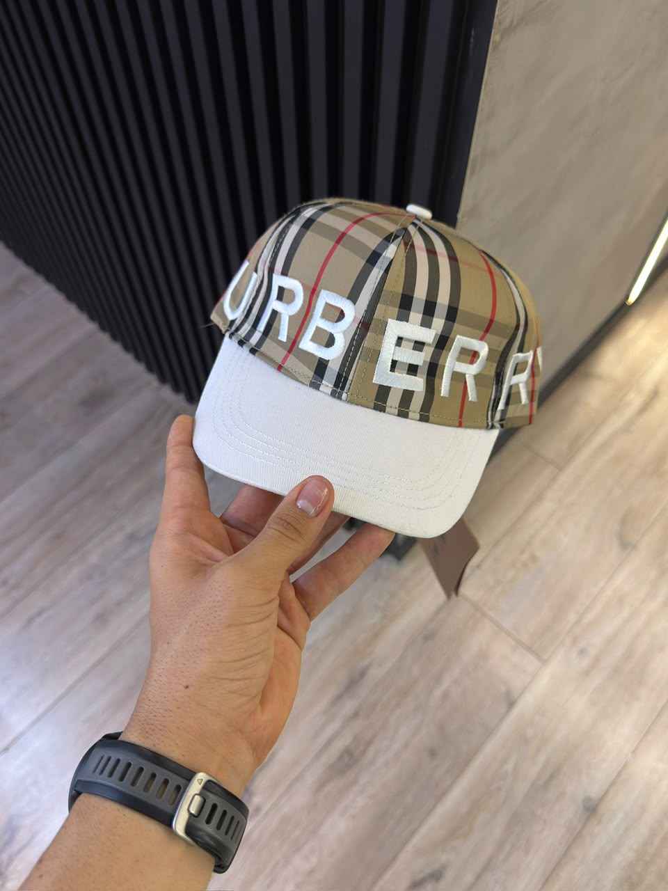 BURBERRY EDICIÓN ESPECIAL - COLECCIÓN TURCA
