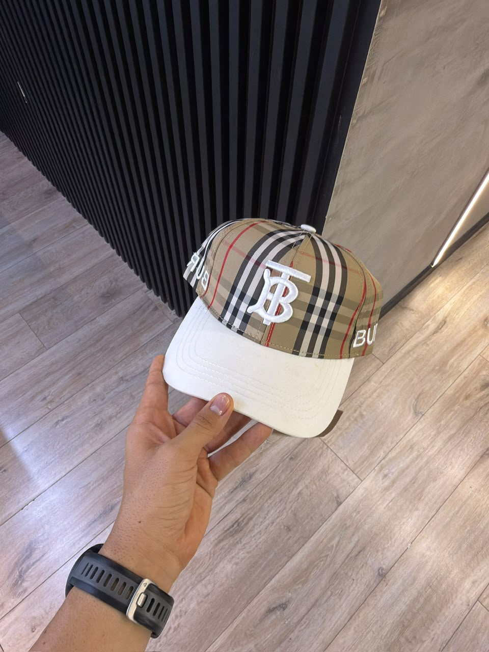 BURBERRY MONOGRAM EDICIÓN ESPECIAL