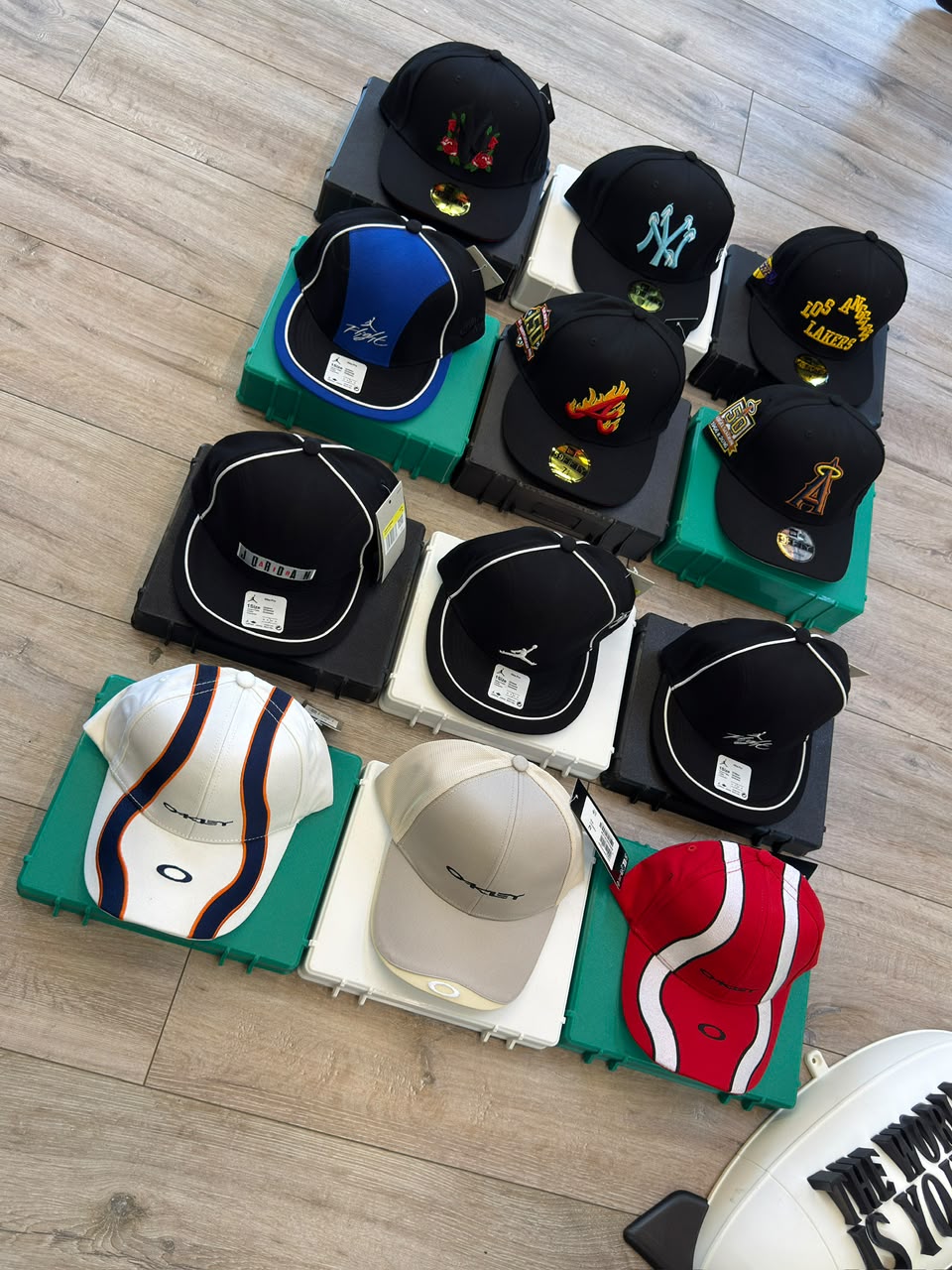 COMBO X12 URBAN SPORT COLLECTION