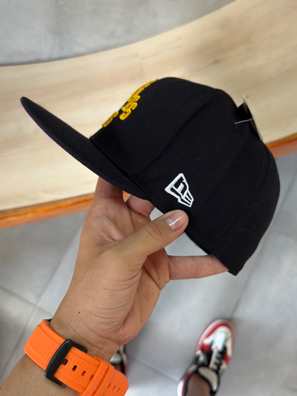 NEW ERA LOS ANGELES GOLD