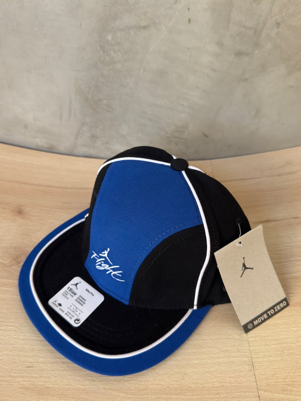 JORDAN FLIGHT AZUL/NEGRO PLANA