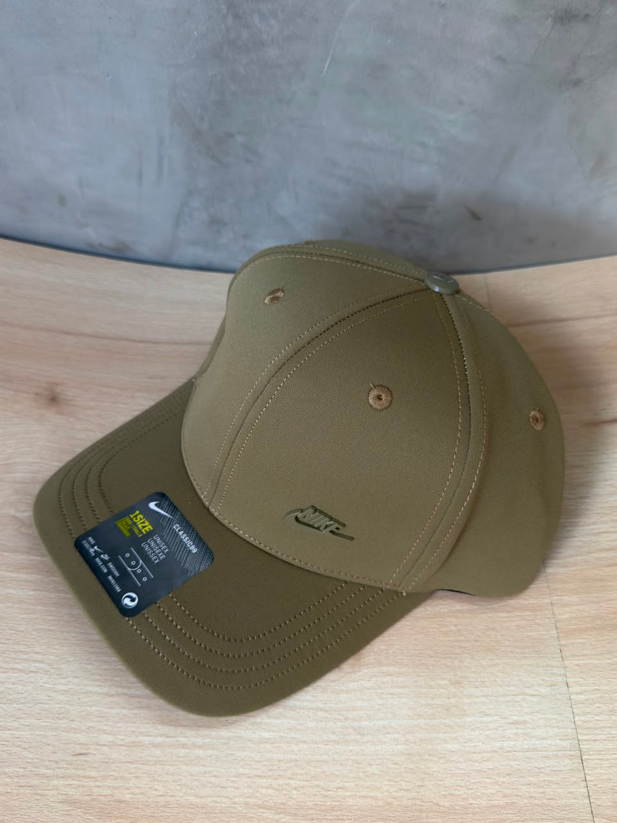 NIKE ESSENTIAL OLIVE